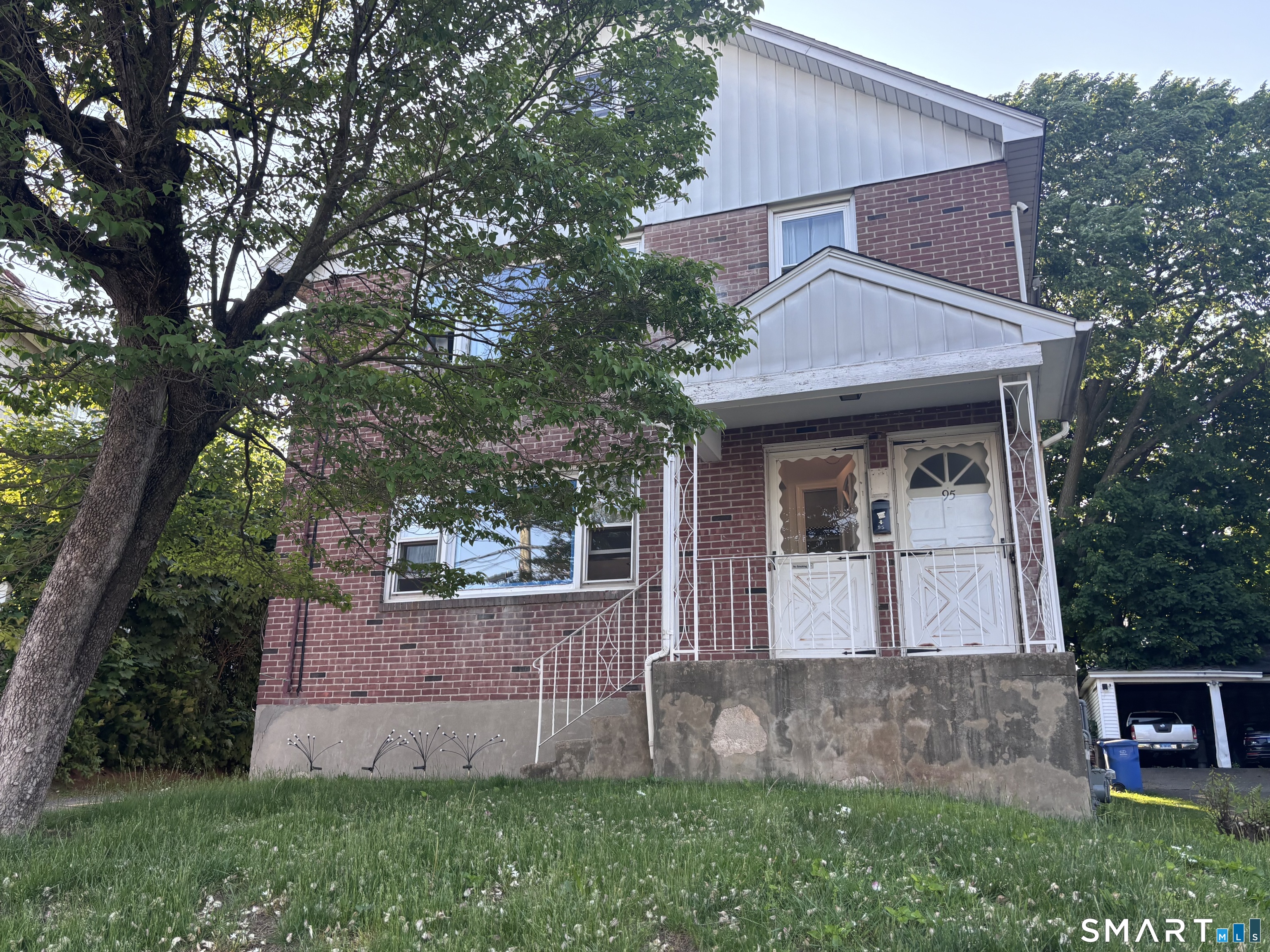 95-97 Grandview Terrace