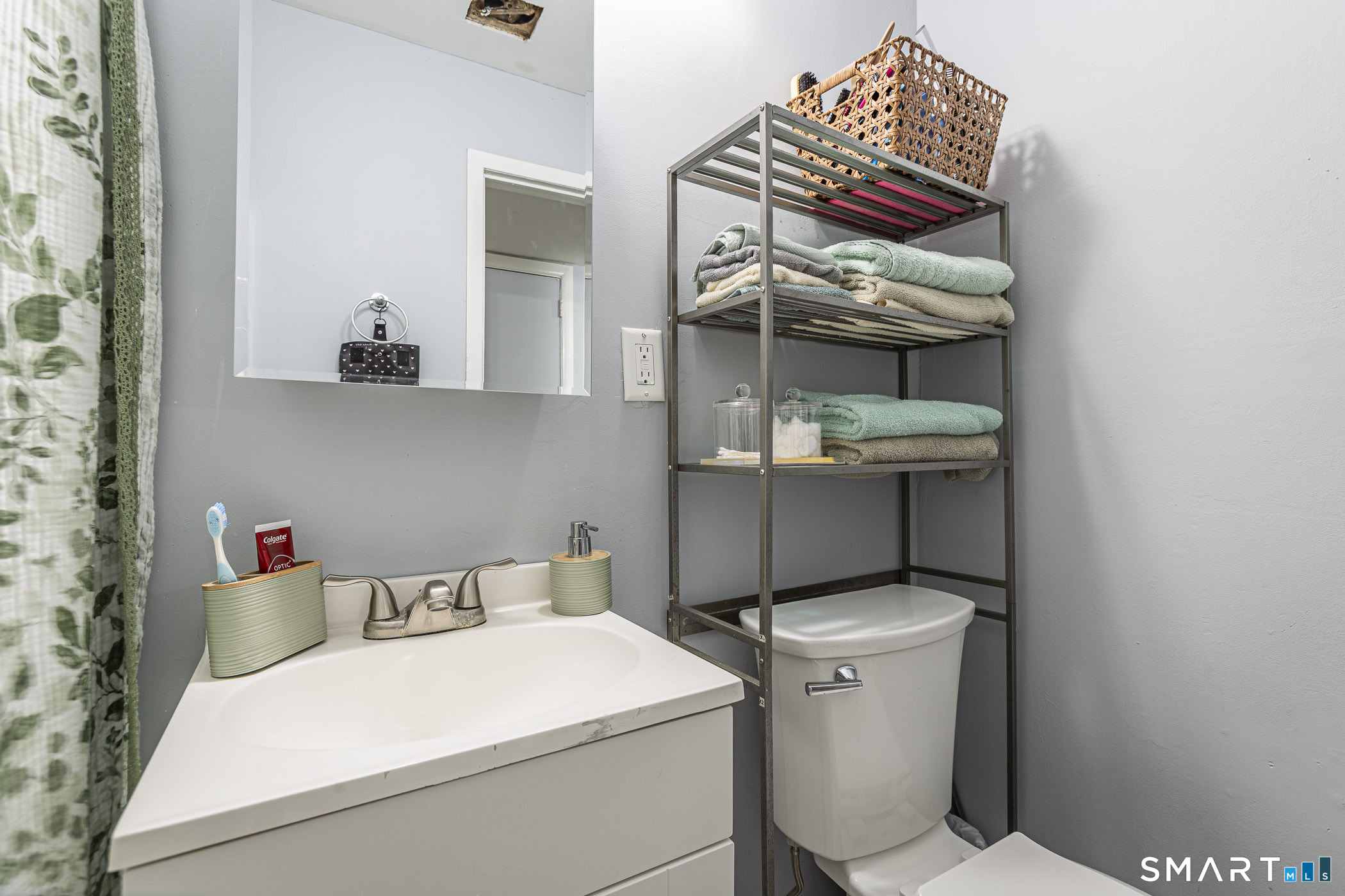 11 Cedar Court I