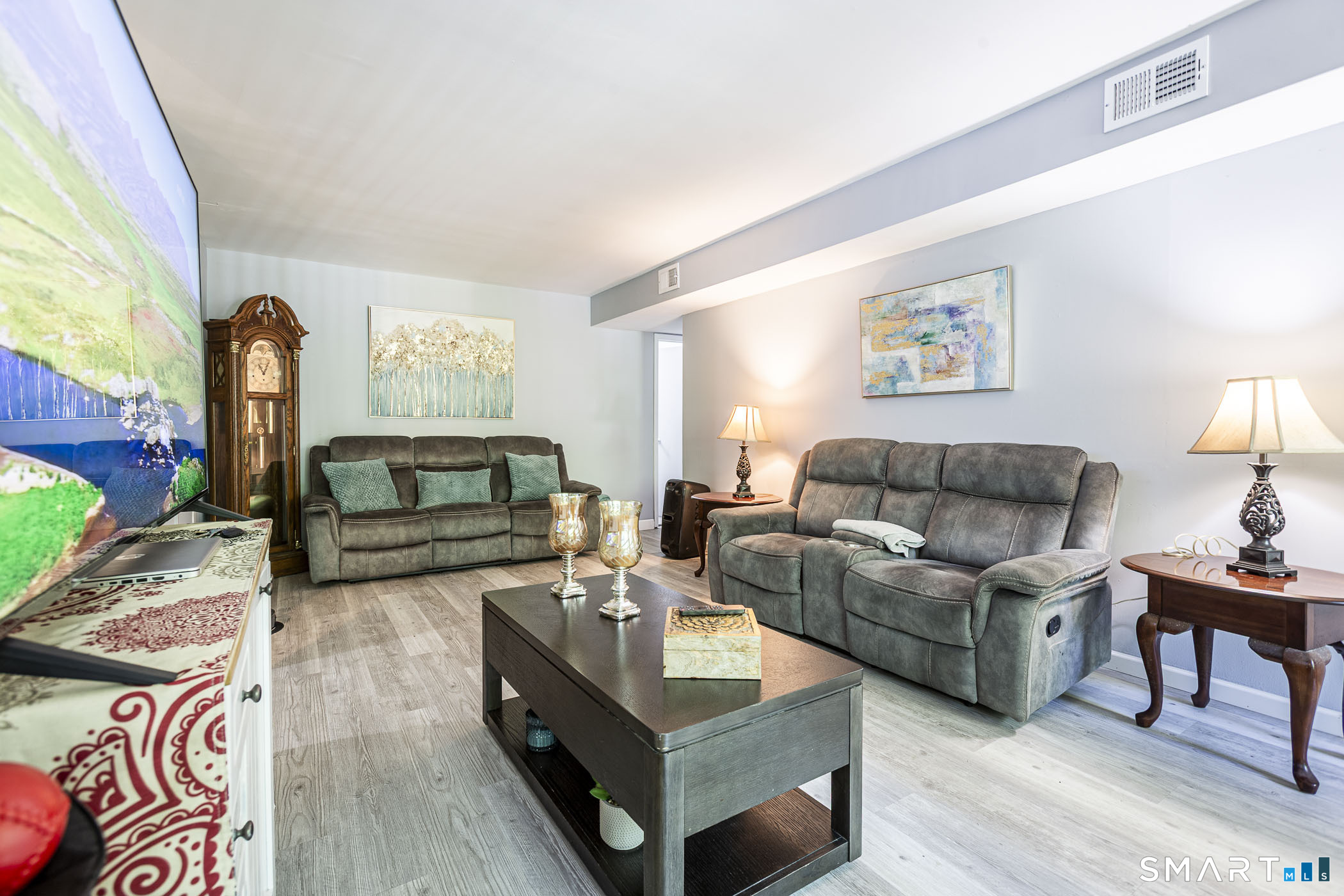 11 Cedar Court I