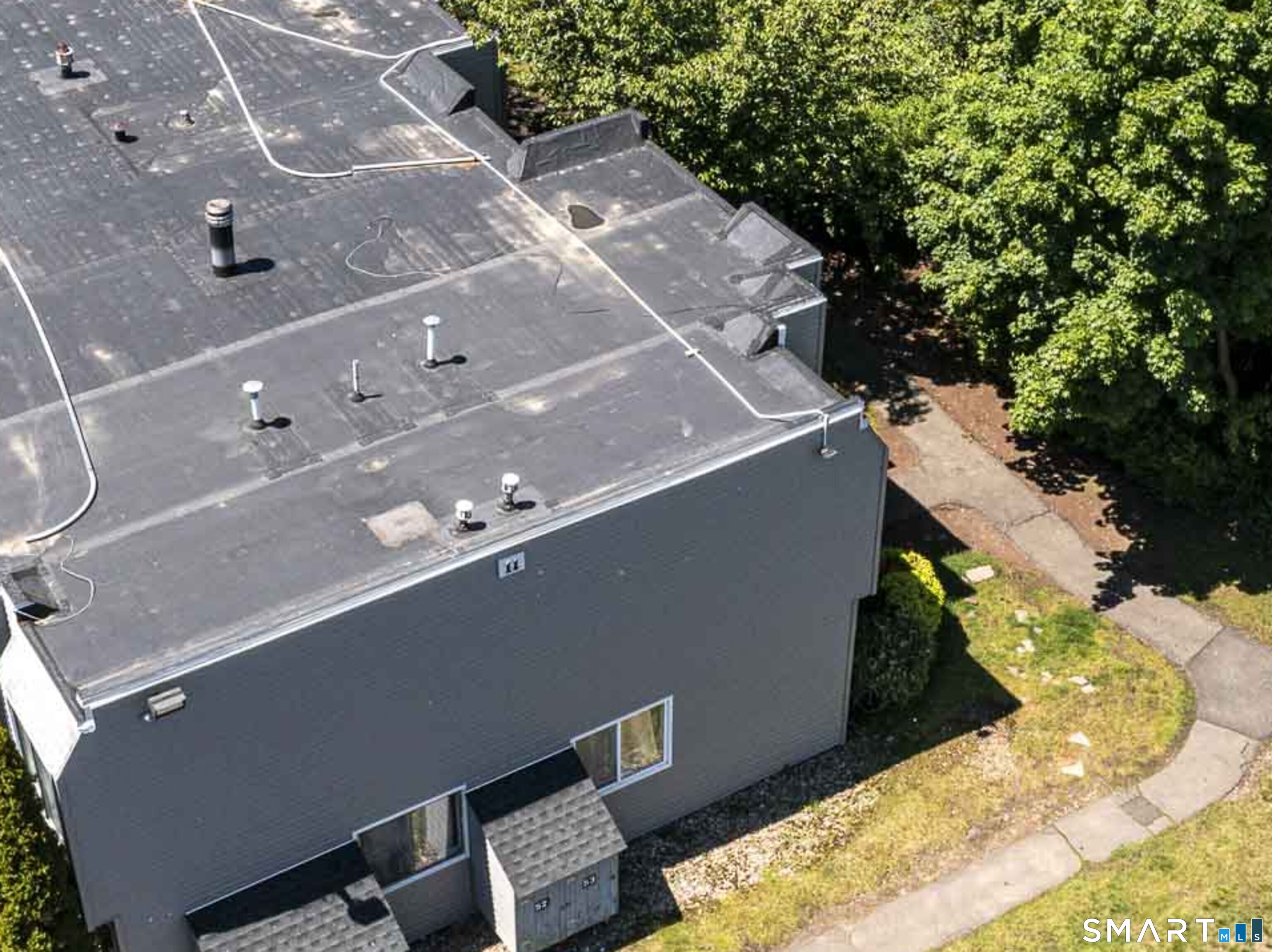 11 Cedar Court I