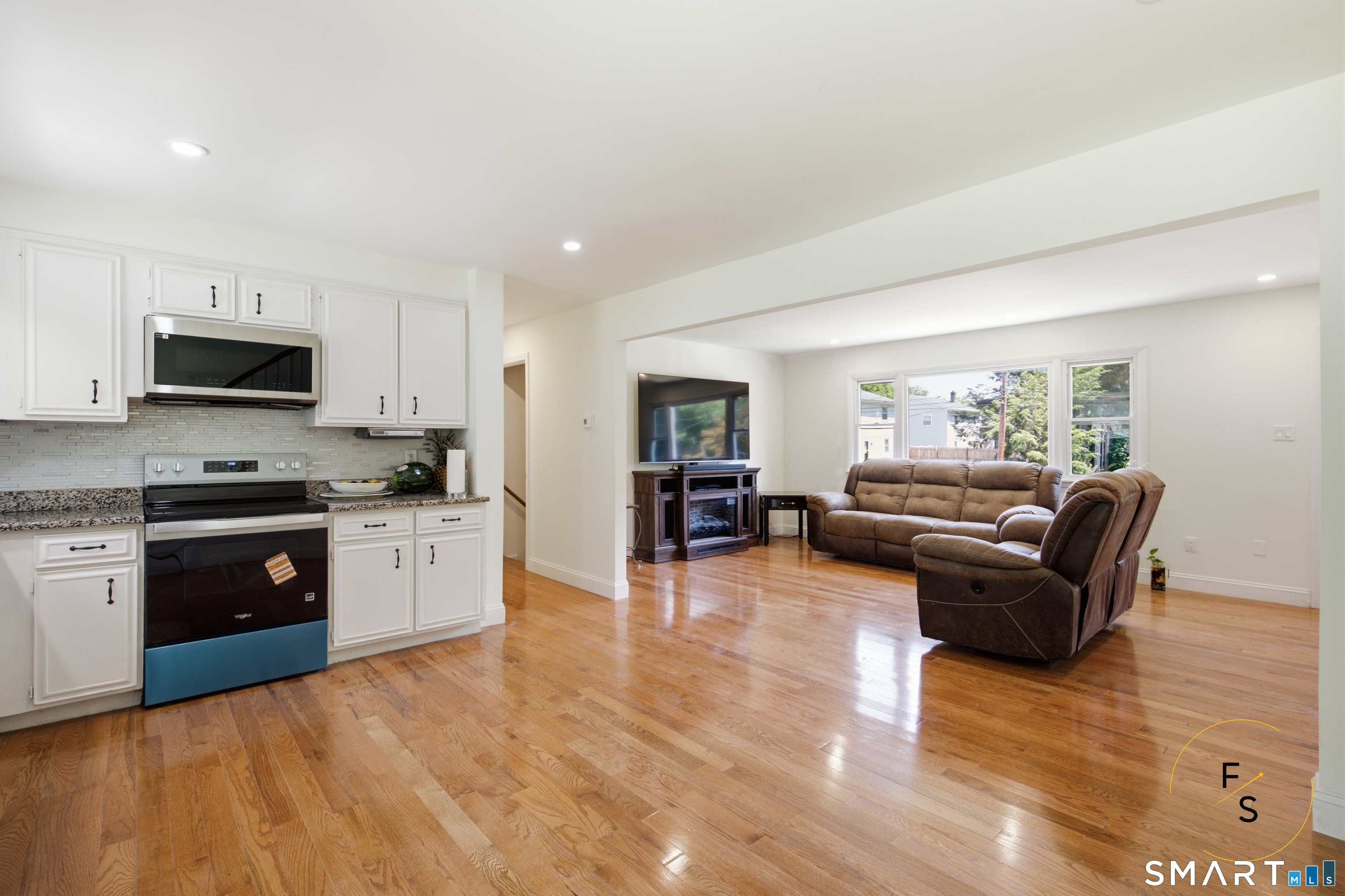 24 Gaspee Road