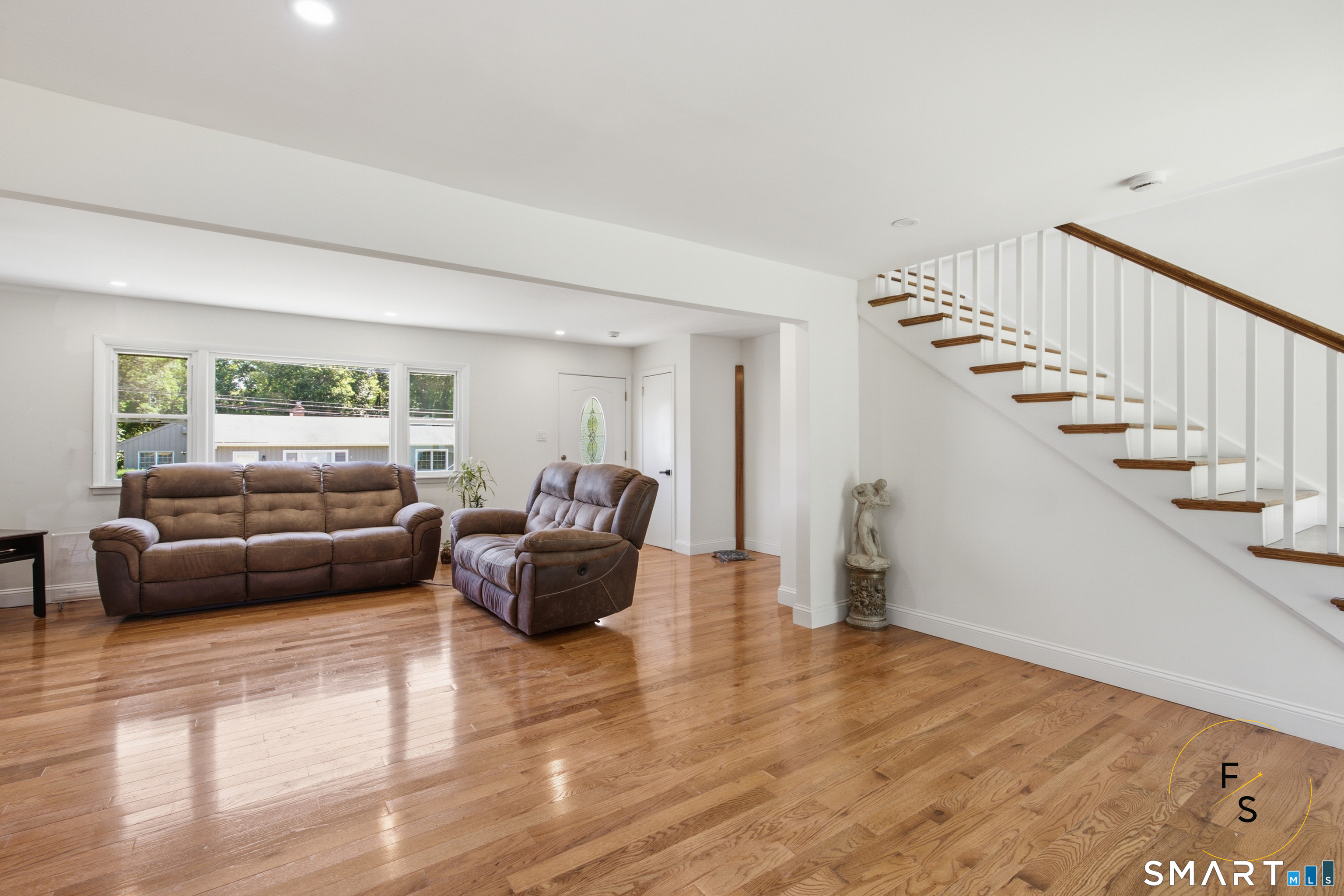 24 Gaspee Road