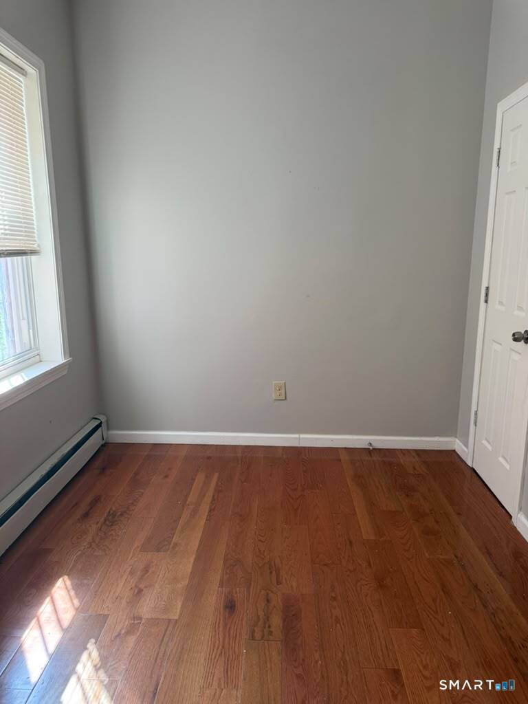 62-64 Bedford Street Unit: 1st Floor
