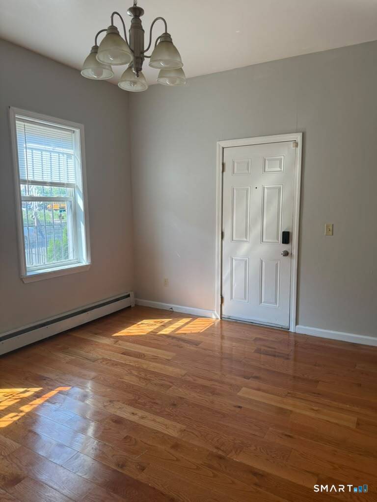 62-64 Bedford Street Unit: 1st Floor
