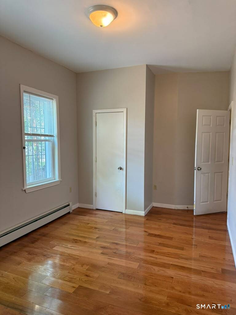 62-64 Bedford Street Unit: 1st Floor