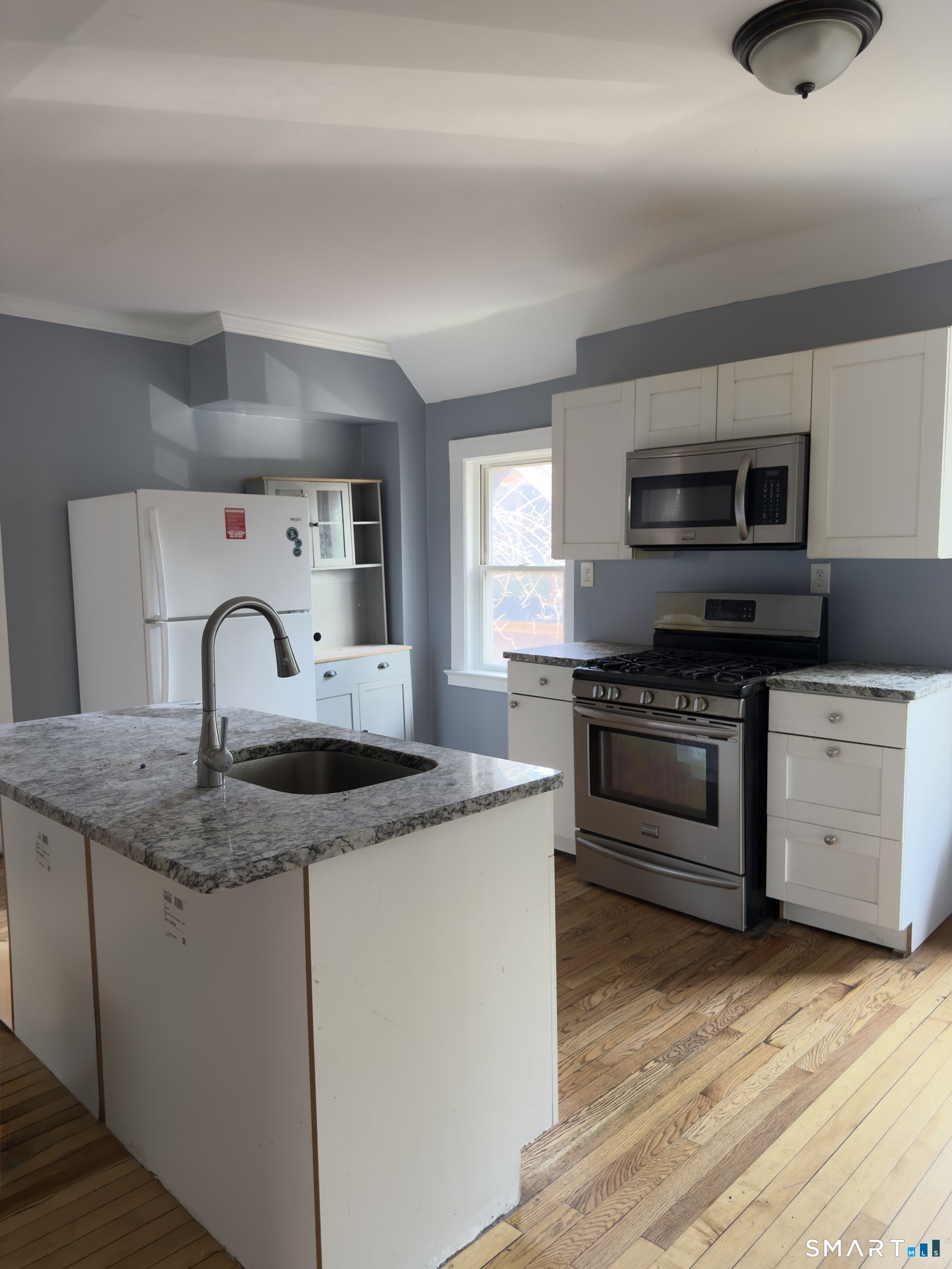 43-45 Hungerford Street Unit: 3rd Floor