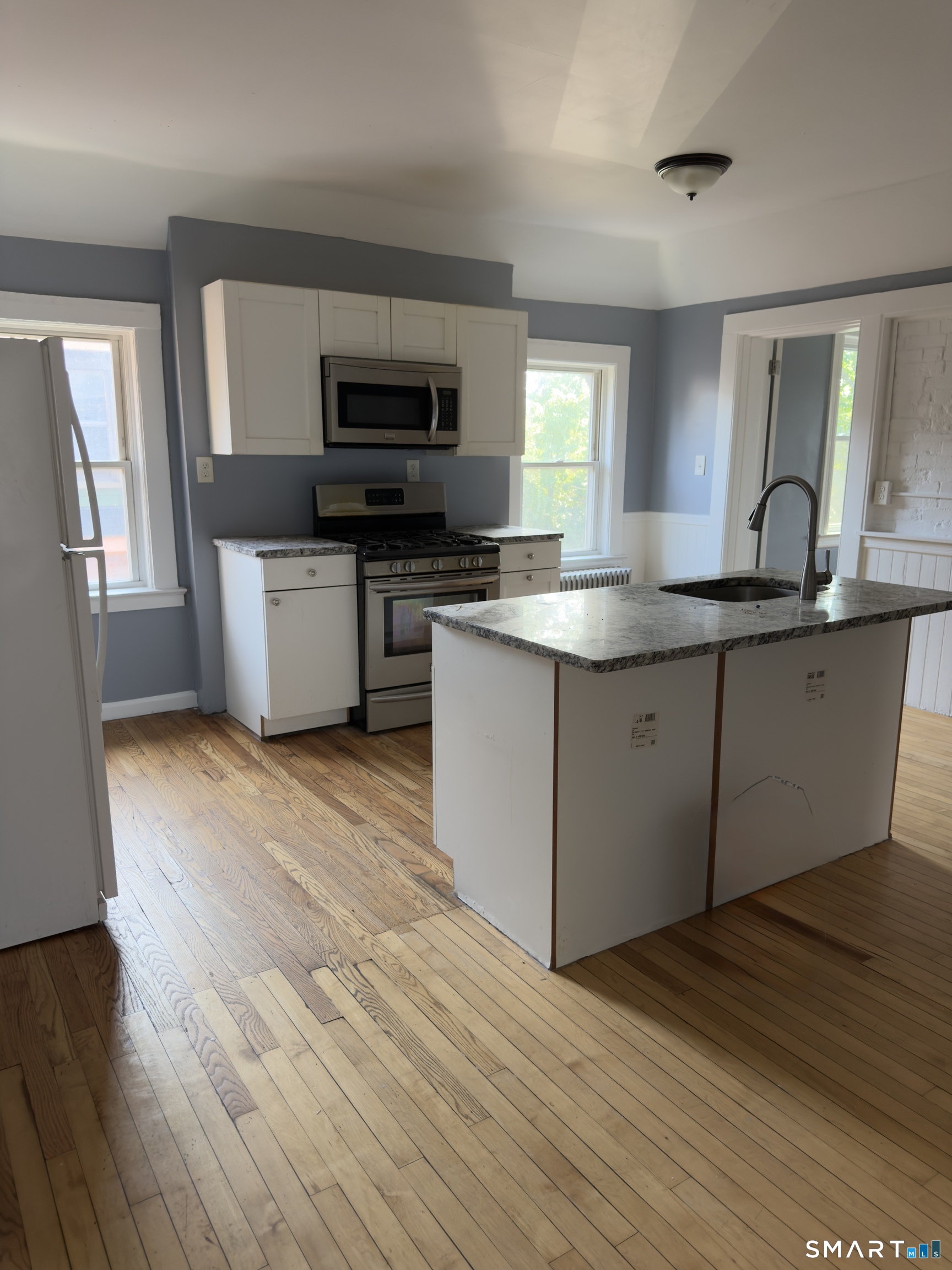 43-45 Hungerford Street Unit: 3rd Floor