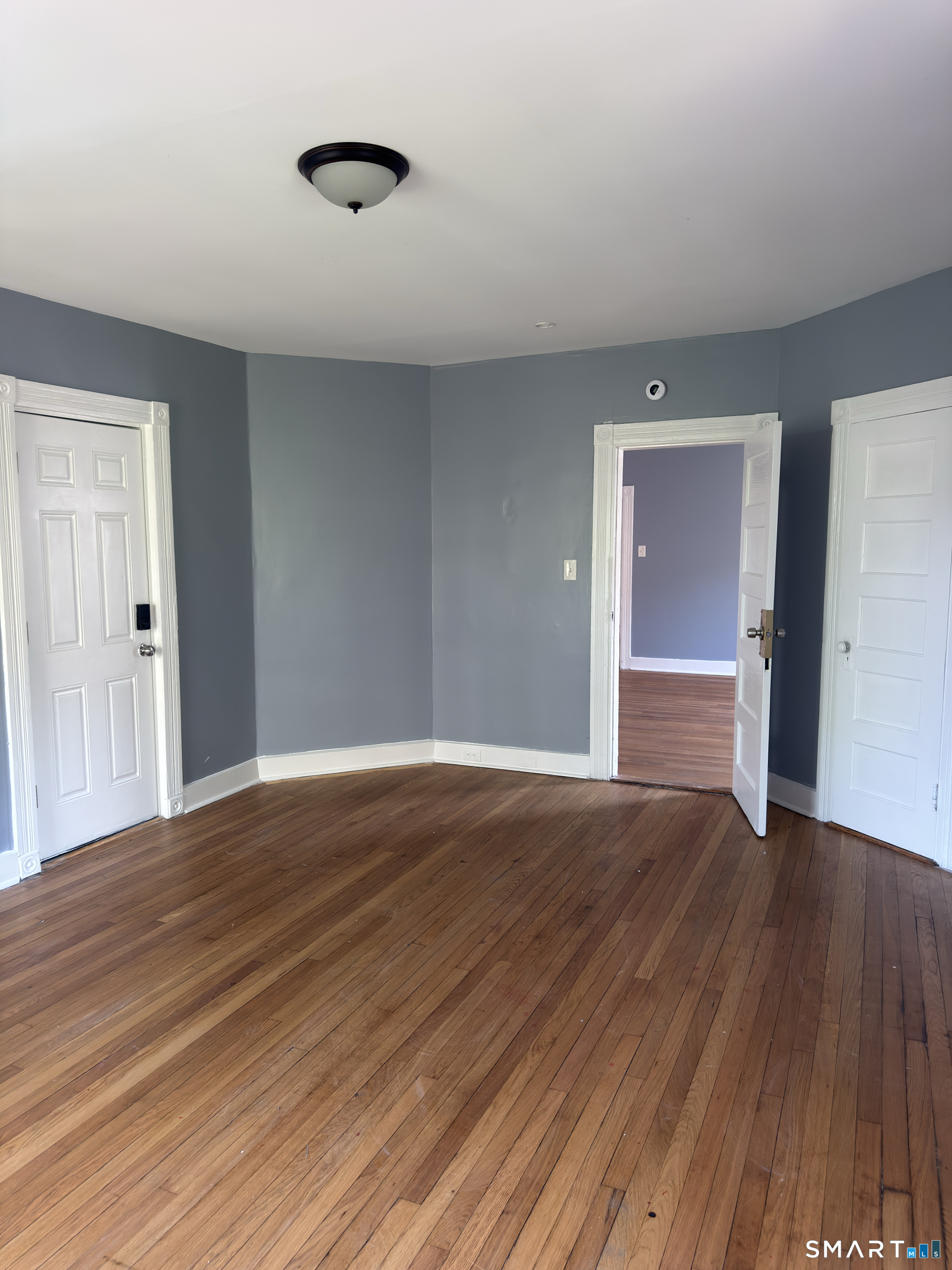 43-45 Hungerford Street Unit: 3rd Floor