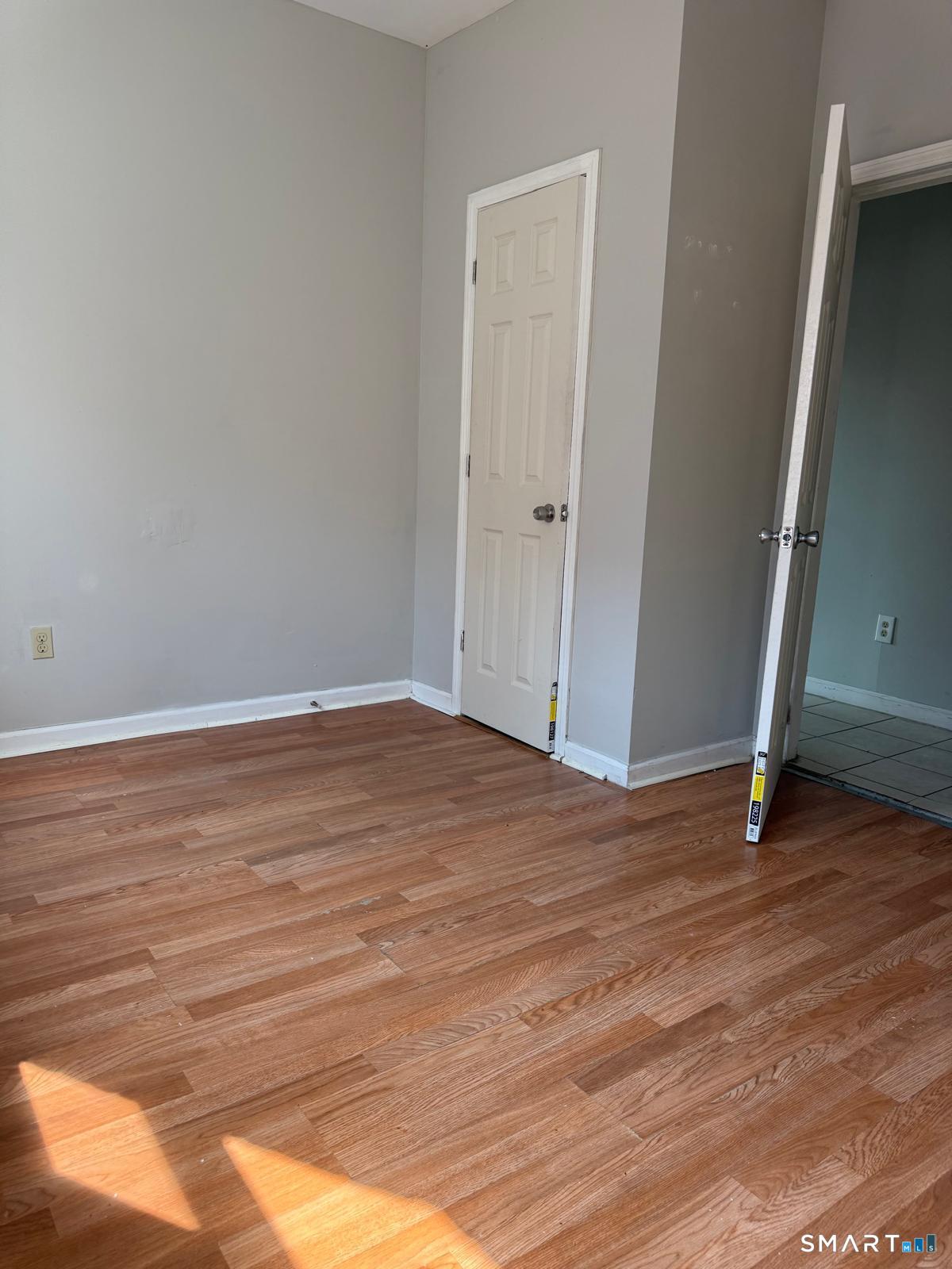 62-64 Bedford Street Unit: 3