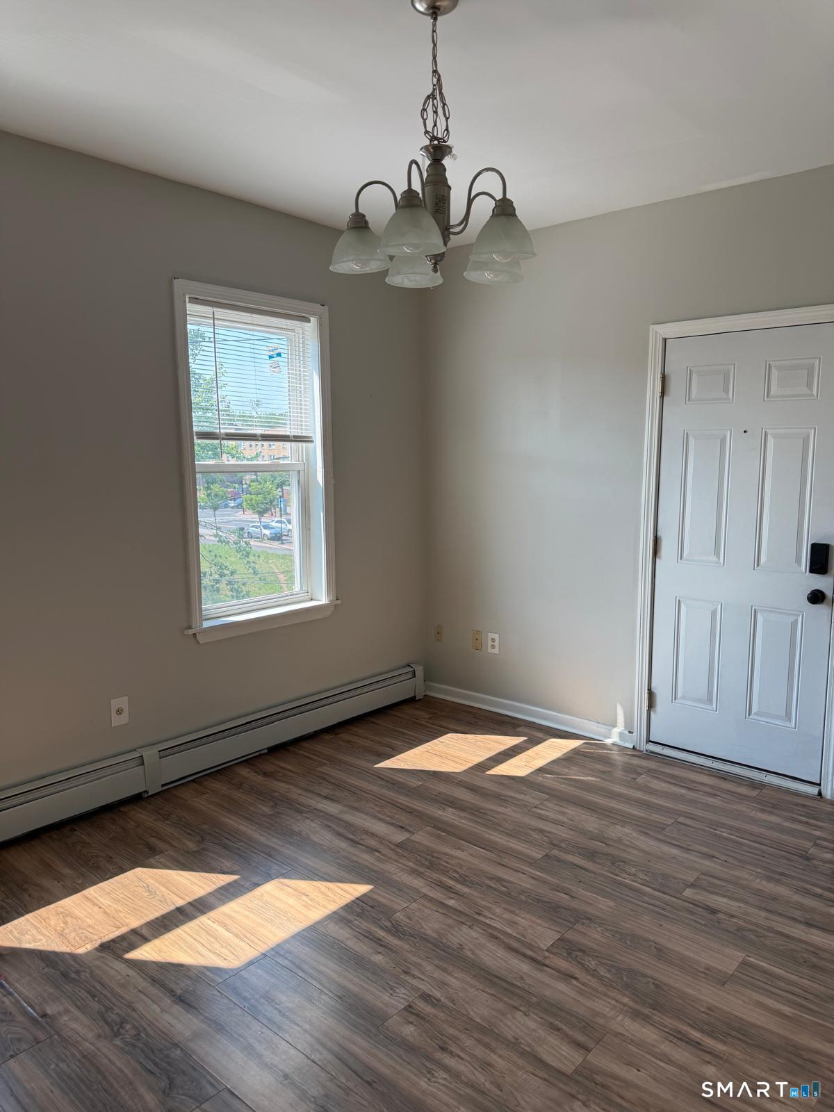 62-64 Bedford Street Unit: 3