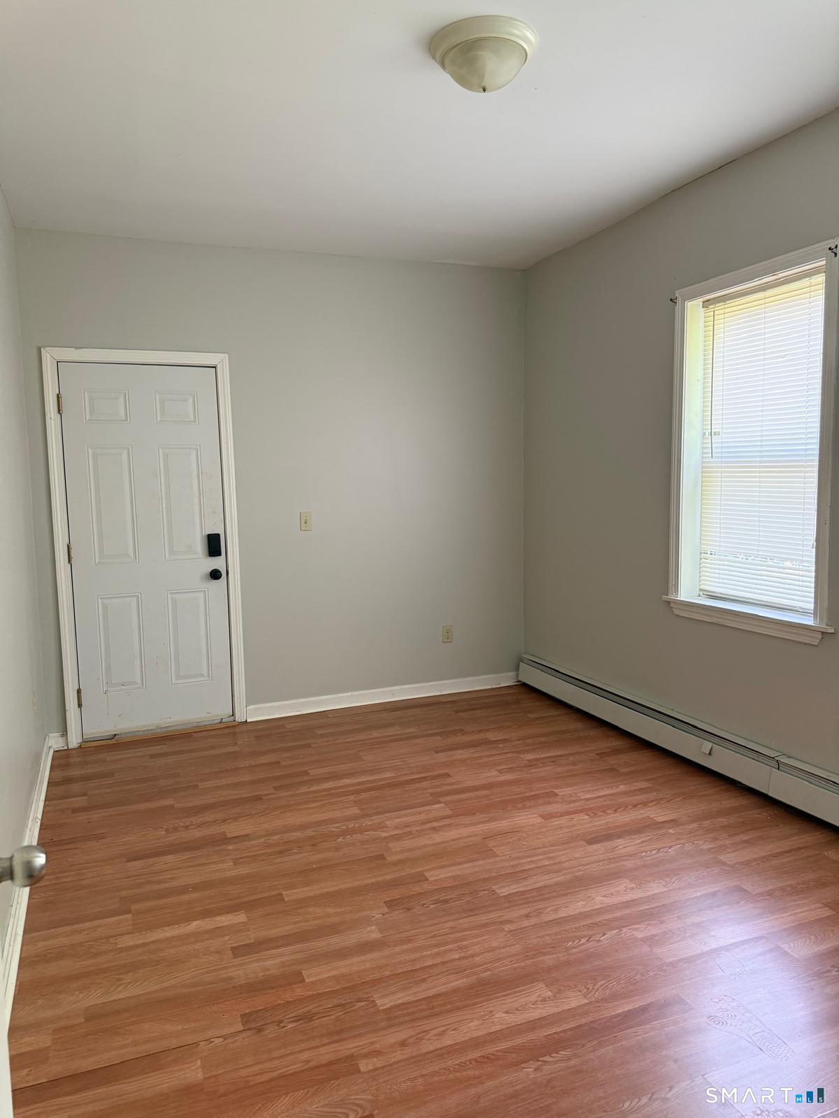 62-64 Bedford Street Unit: 3