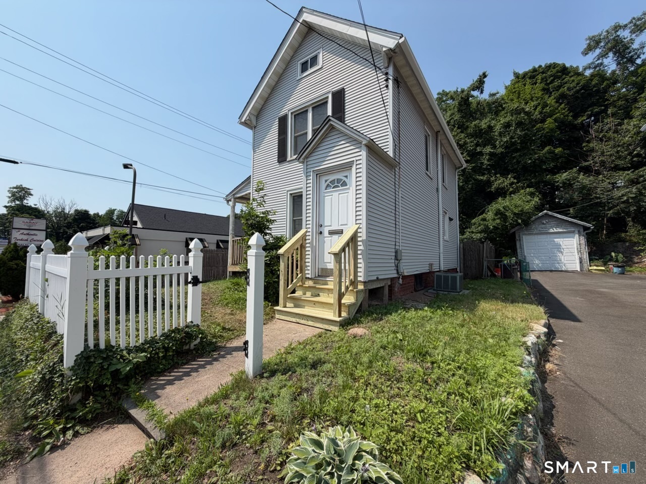 778 Campbell Avenue