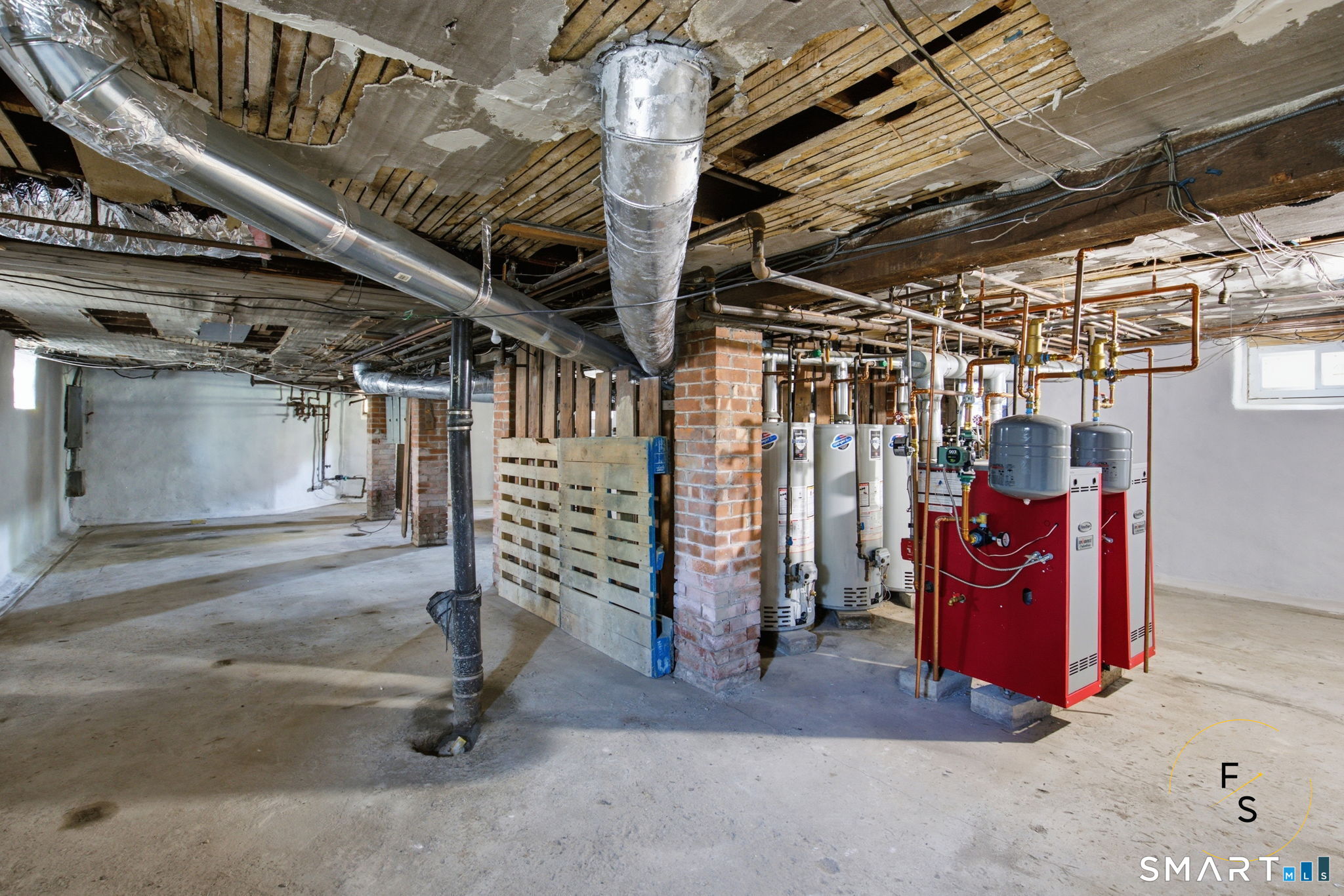 2309 Main Street