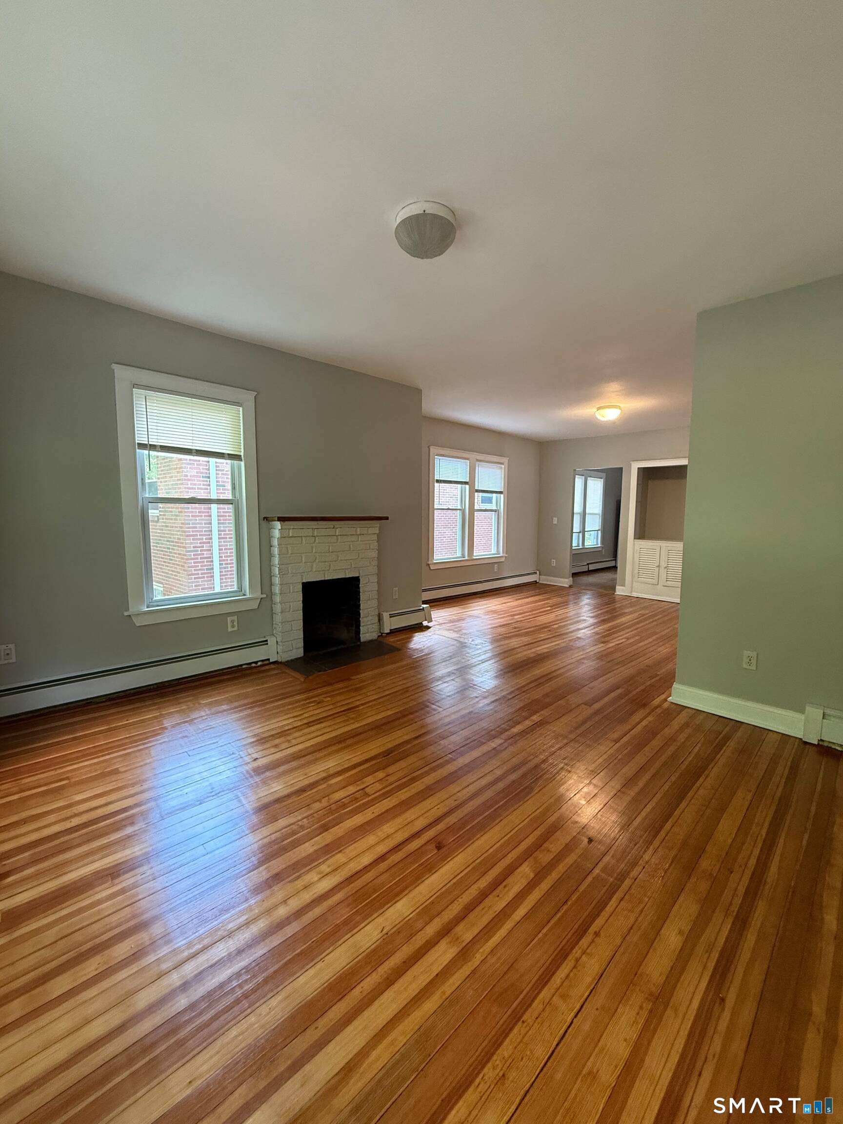 33-35 Zion Street Unit: 2