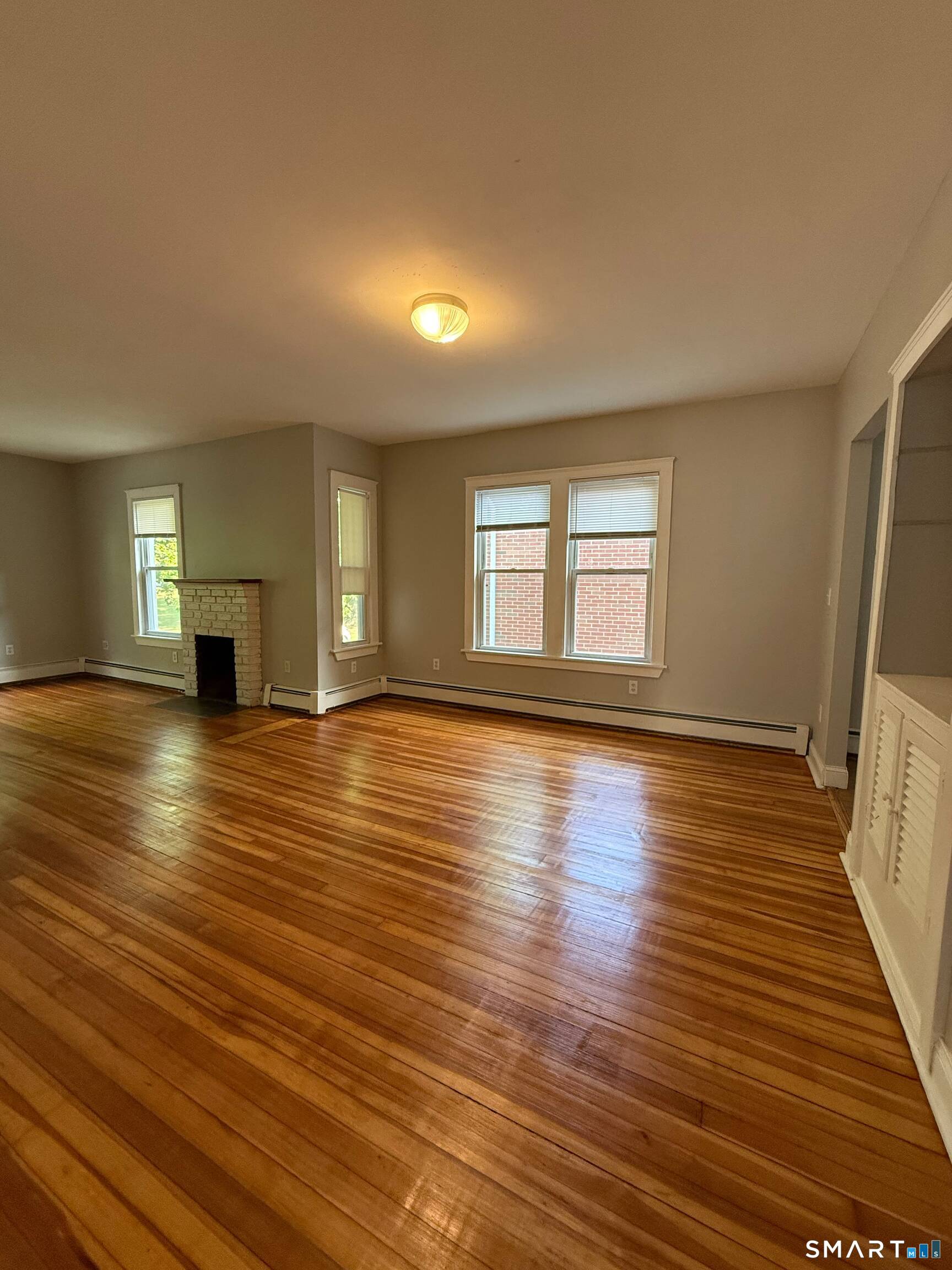 33-35 Zion Street Unit: 2