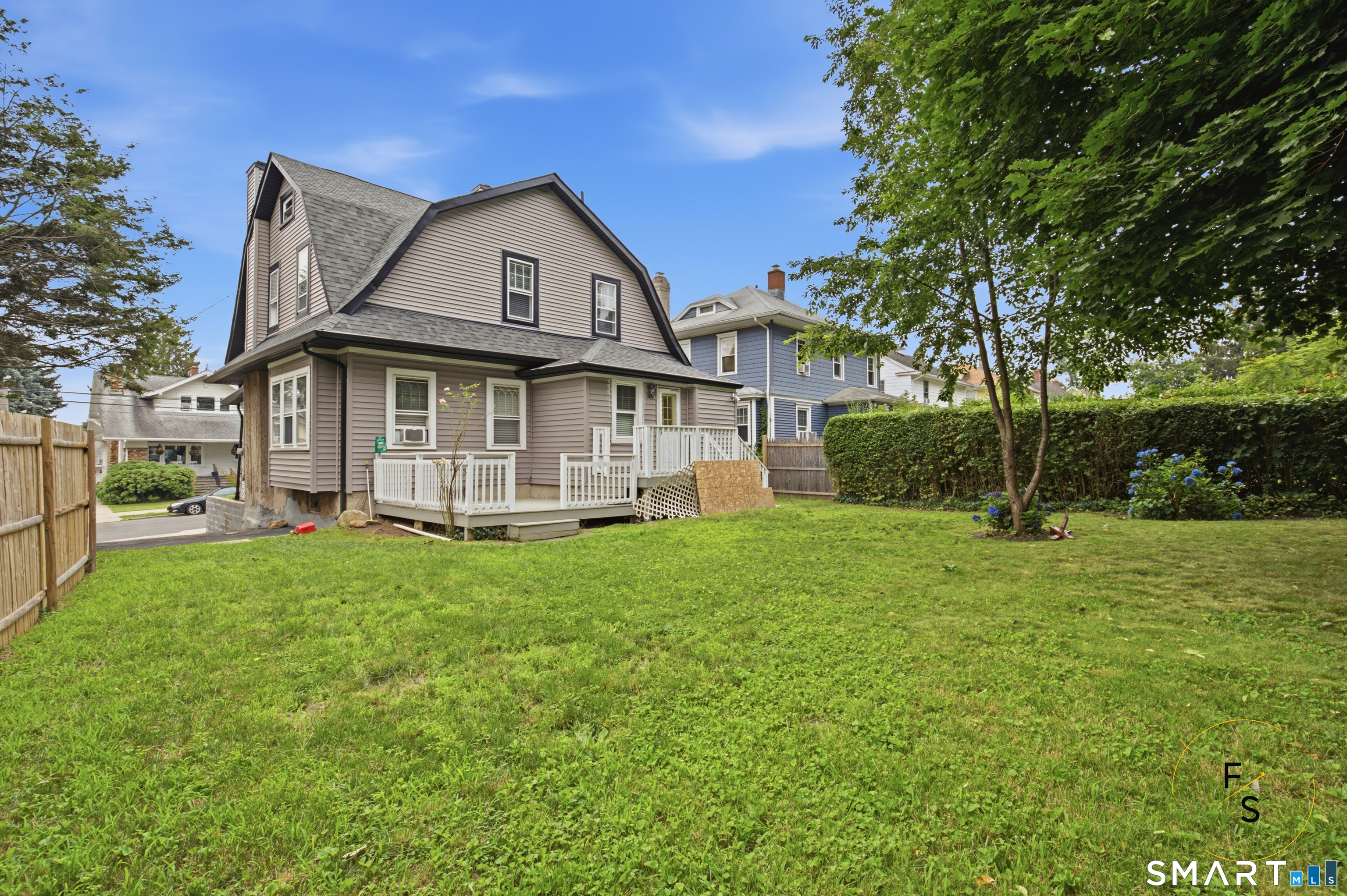 34 Harlem Avenue