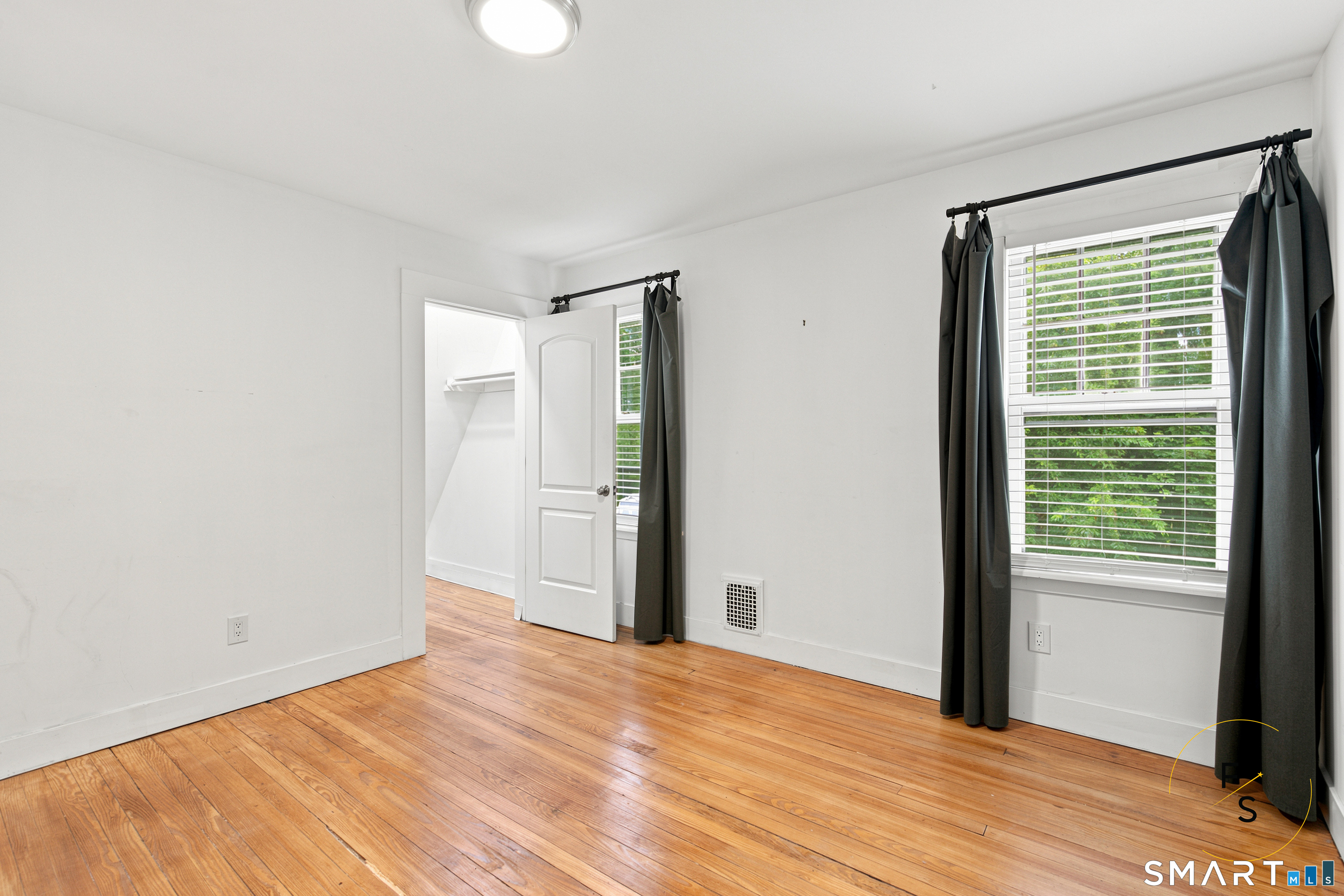34 Harlem Avenue