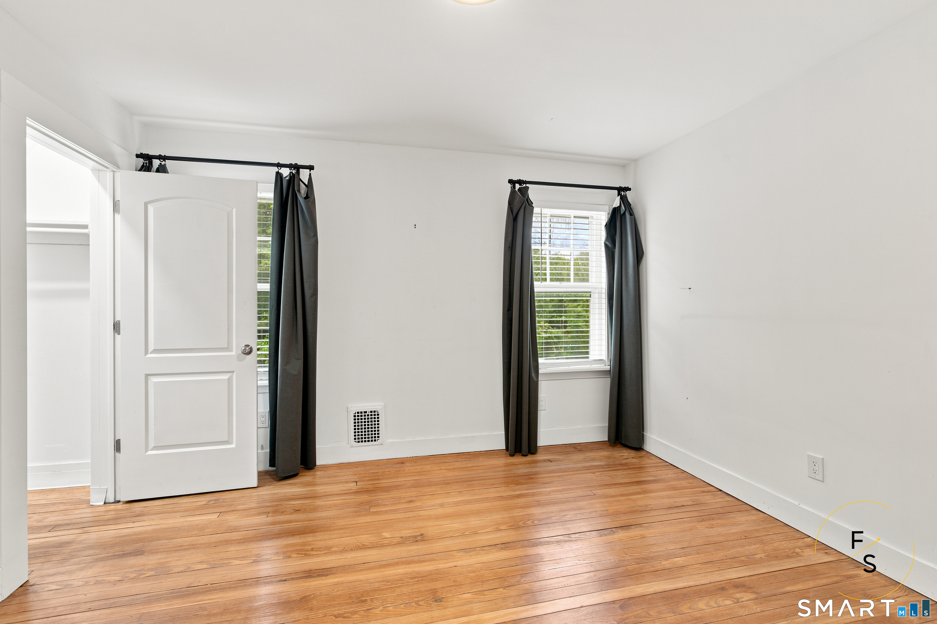 34 Harlem Avenue