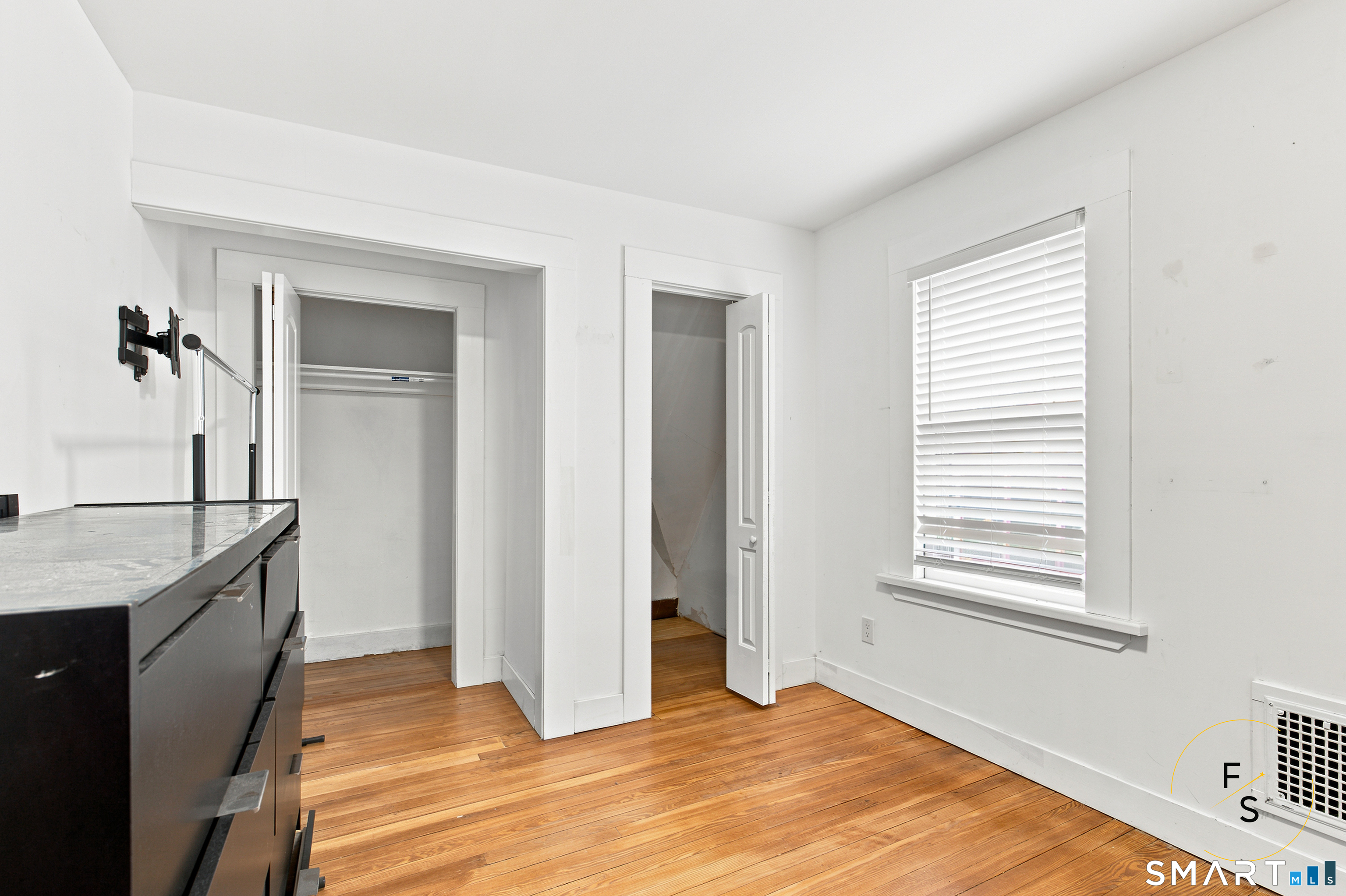 34 Harlem Avenue