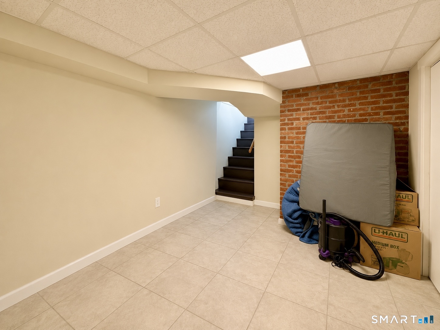 172 Carpenter Avenue