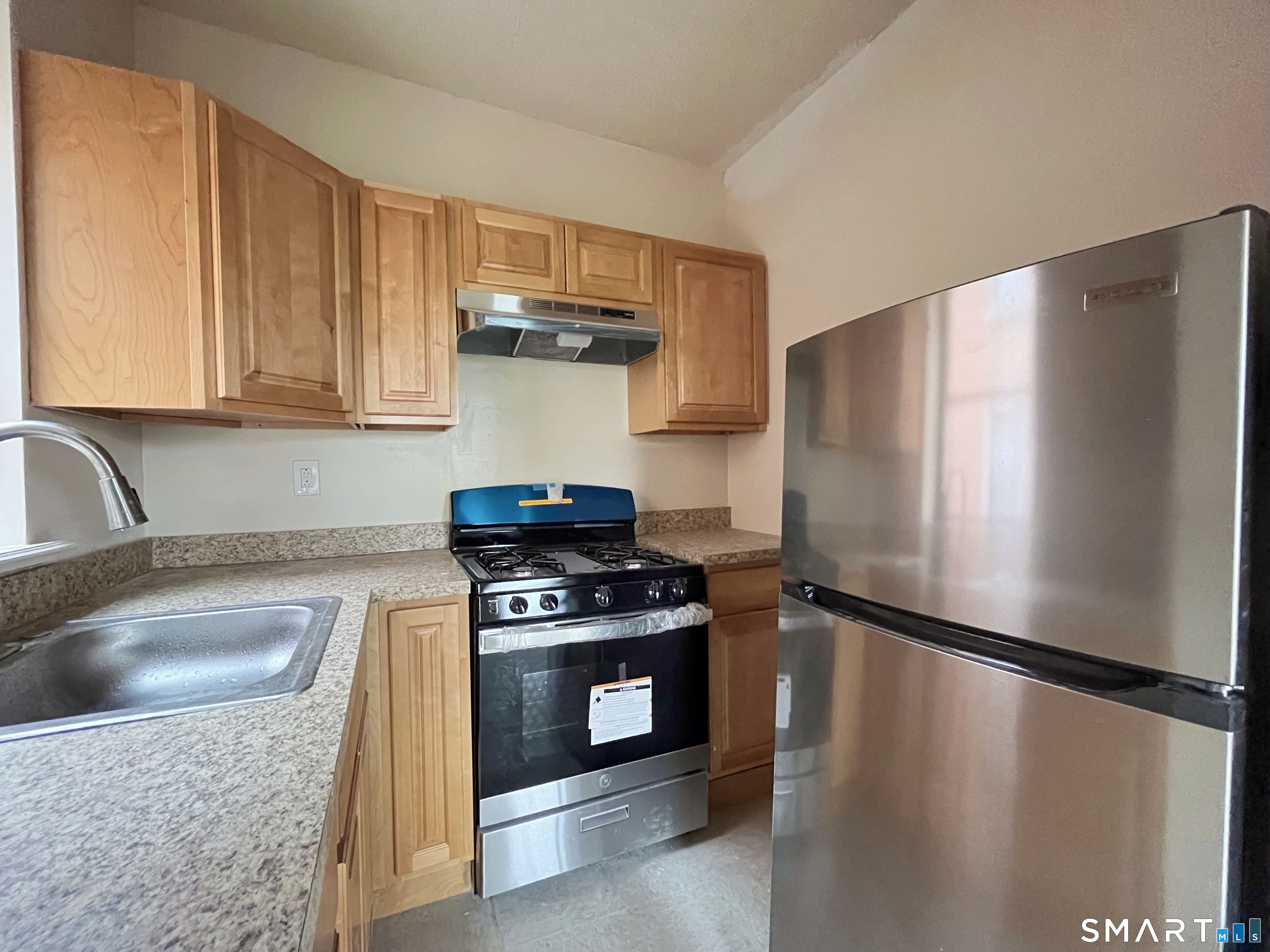 88-90 Clark Street Unit: Apt. 5