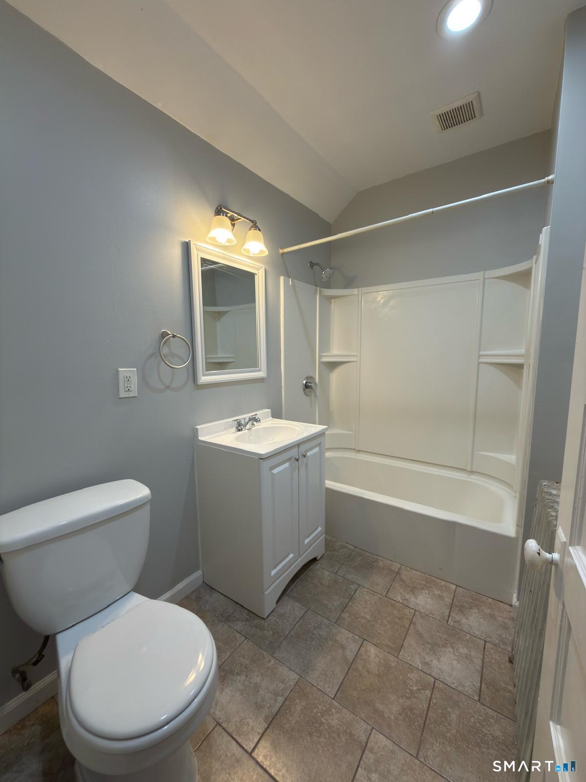 351 Hillside Avenue Unit: 3