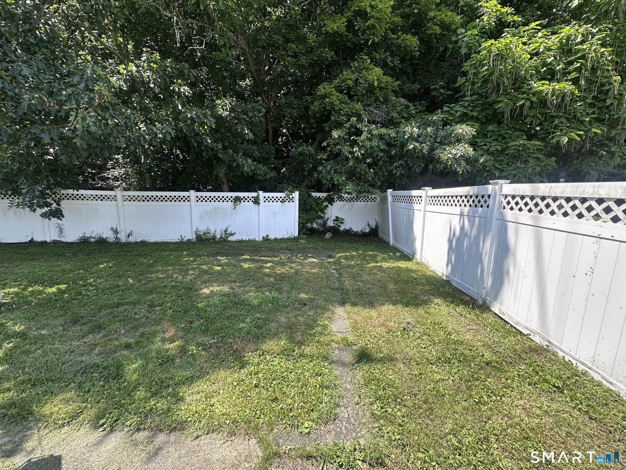 366 Burr Street
