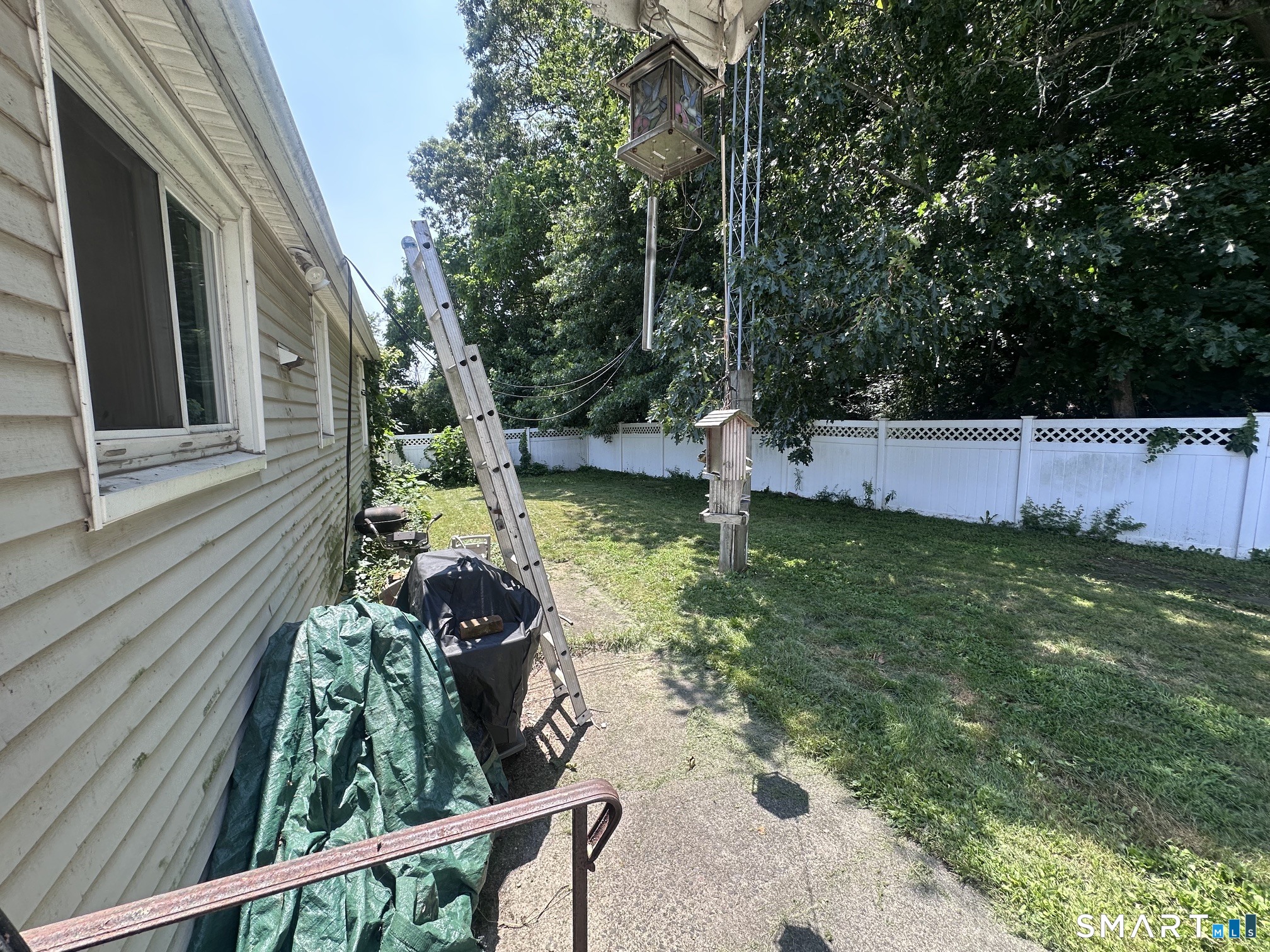 366 Burr Street