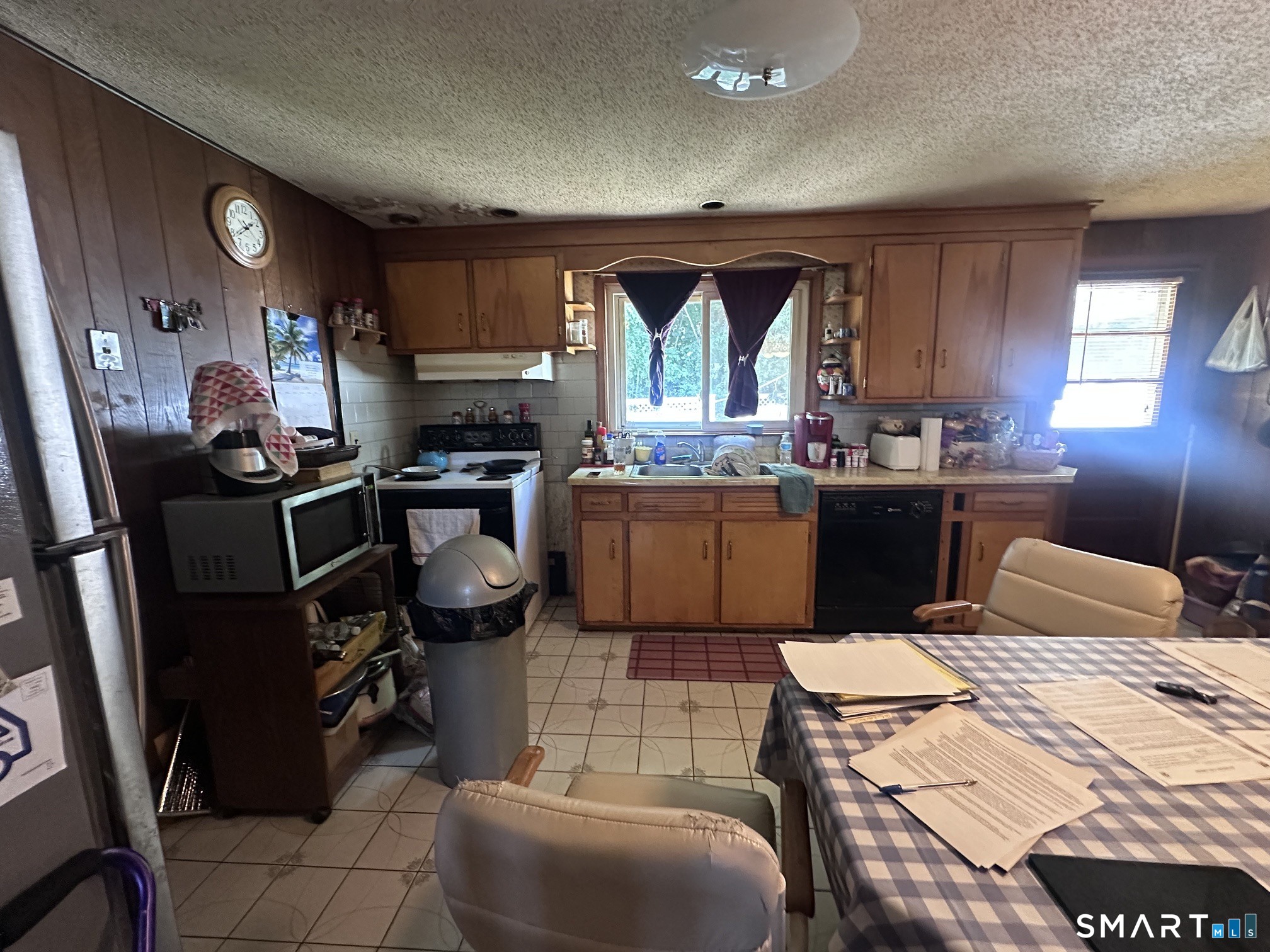 366 Burr Street