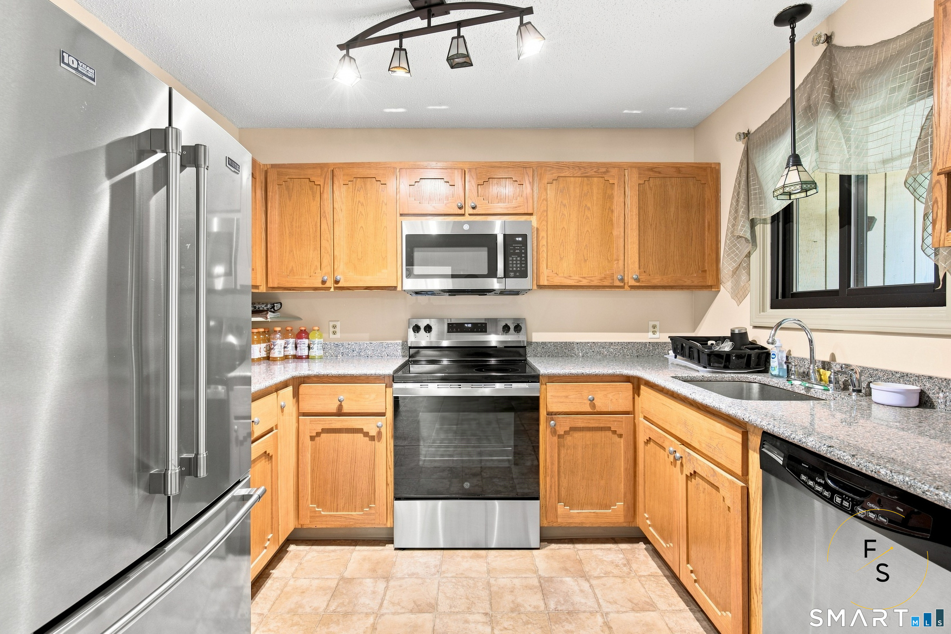 242 Talcottville Road Unit: 209