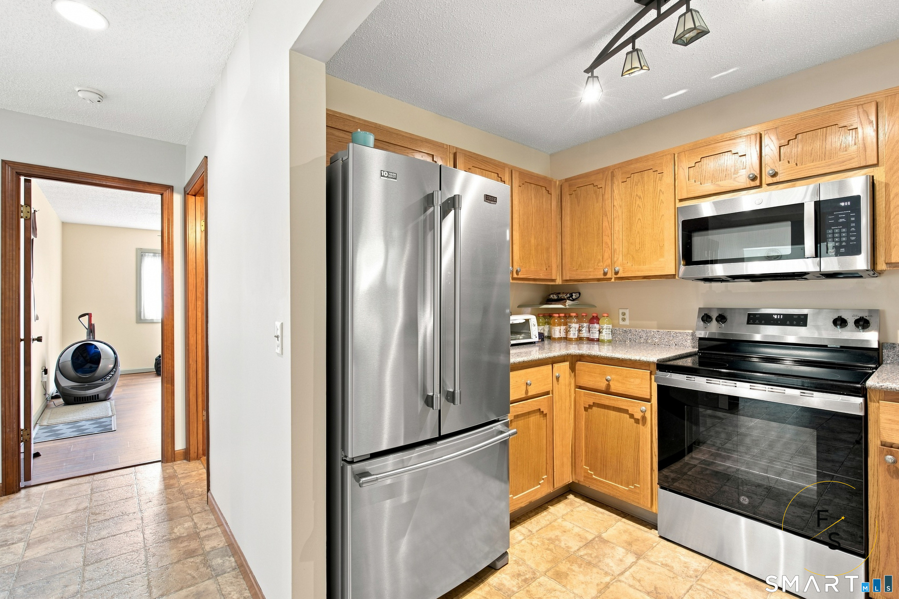 242 Talcottville Road Unit: 209