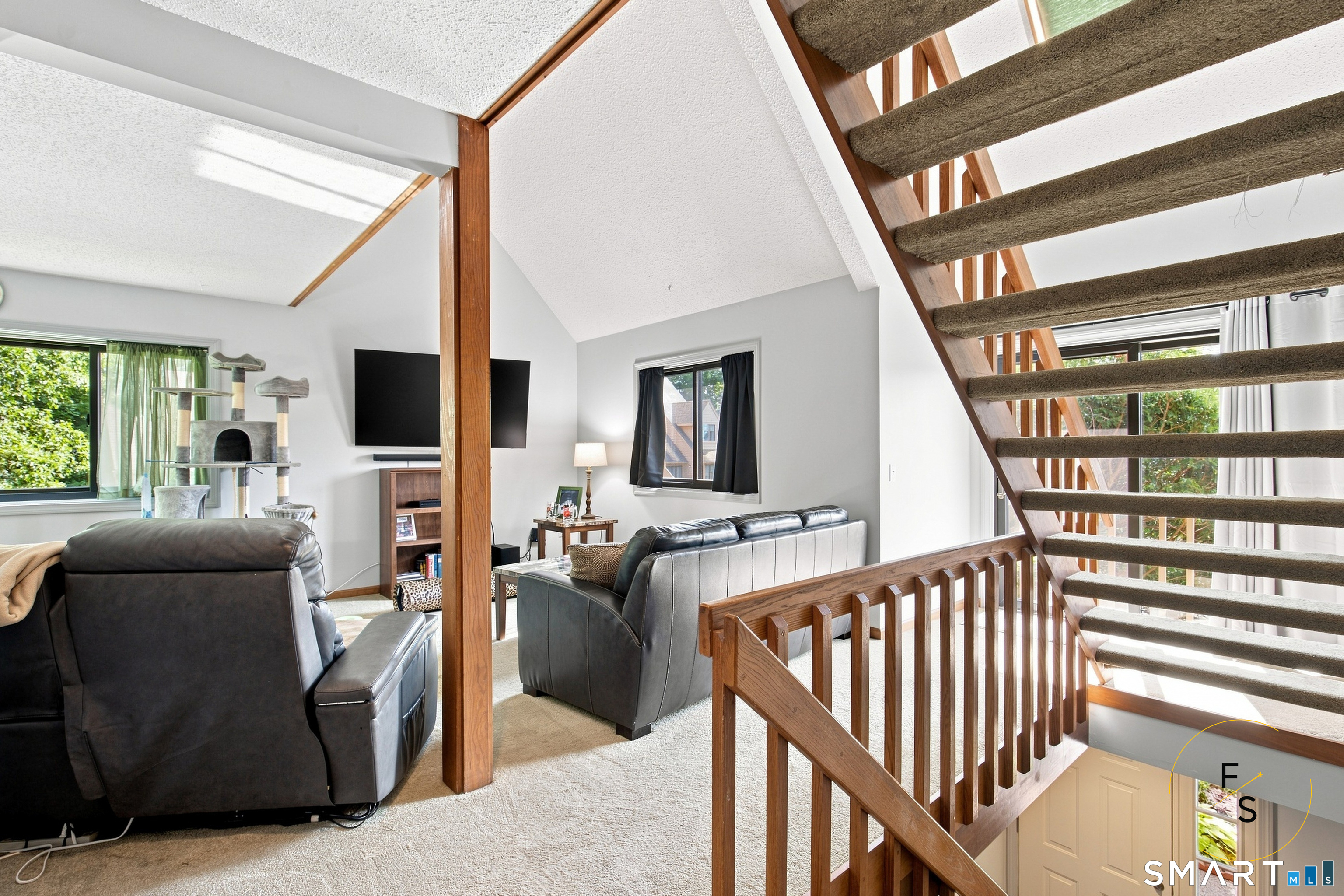 242 Talcottville Road Unit: 209