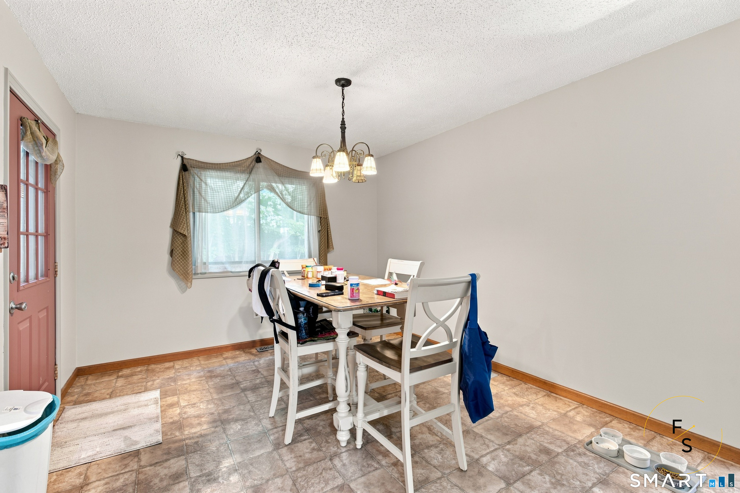 242 Talcottville Road Unit: 209