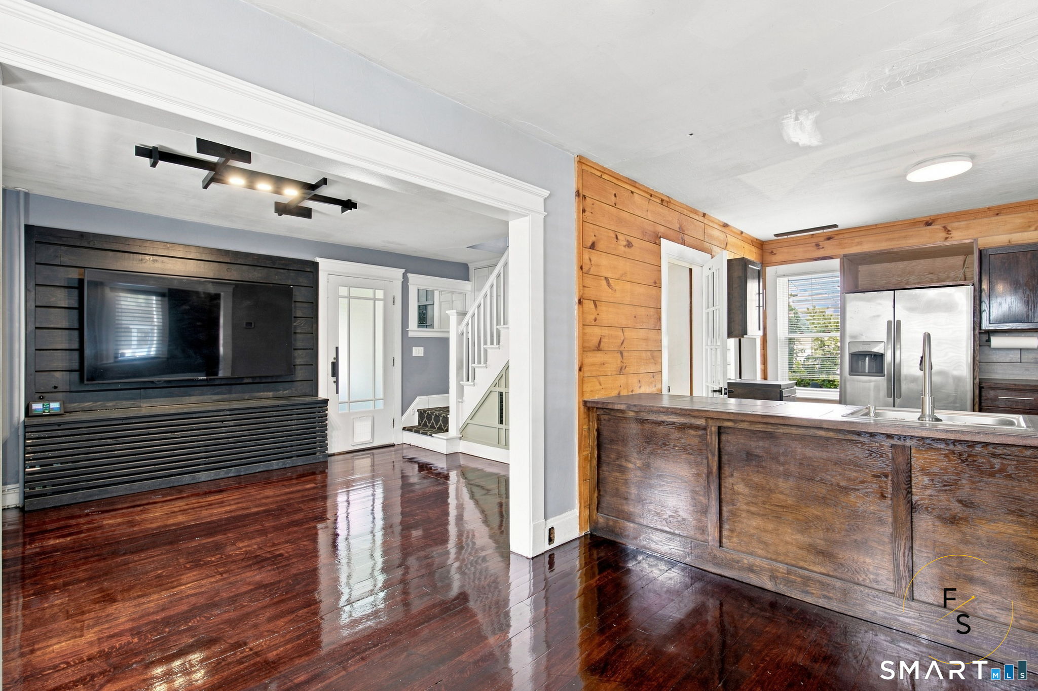 315 Frost Road