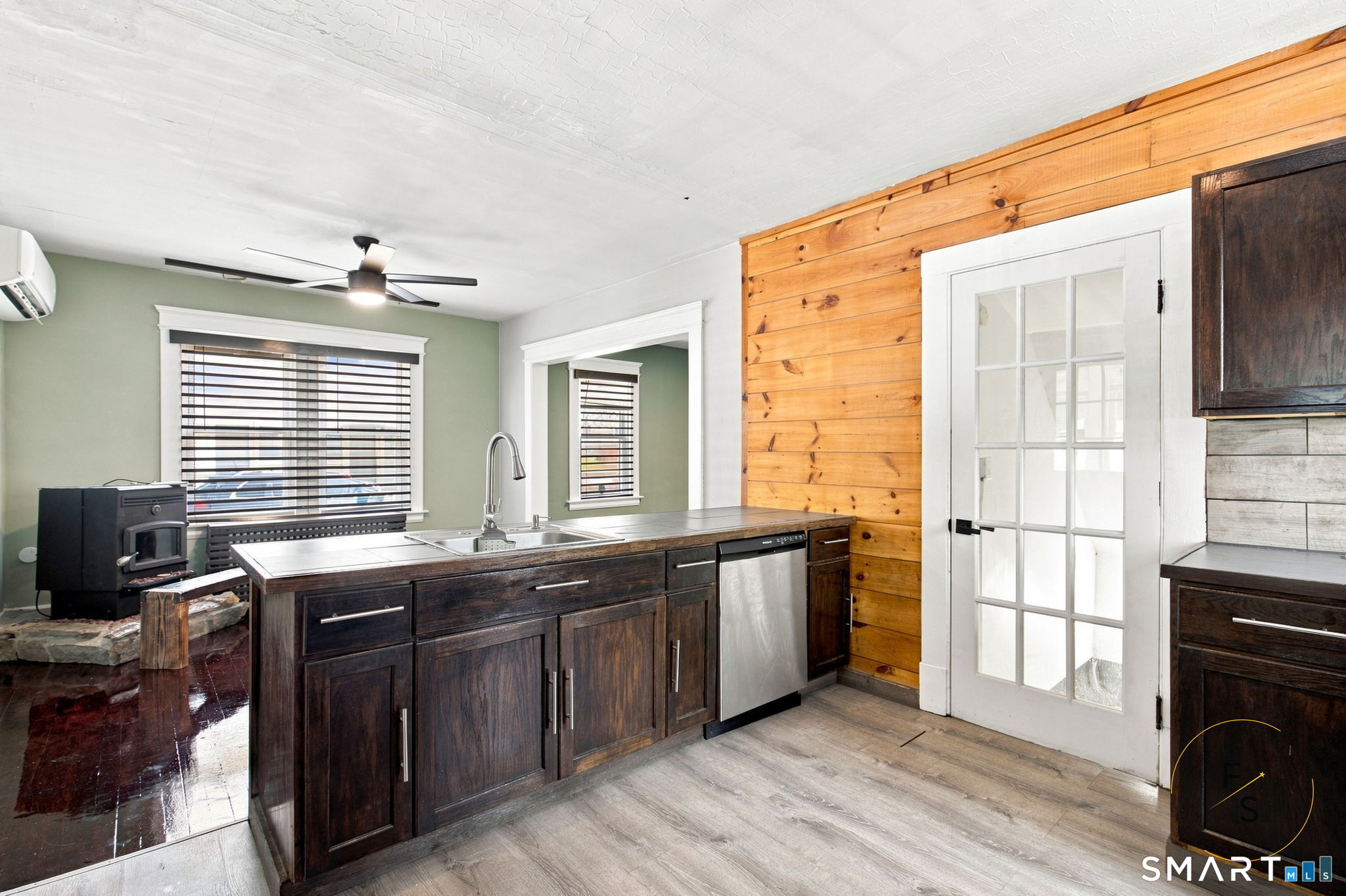 315 Frost Road