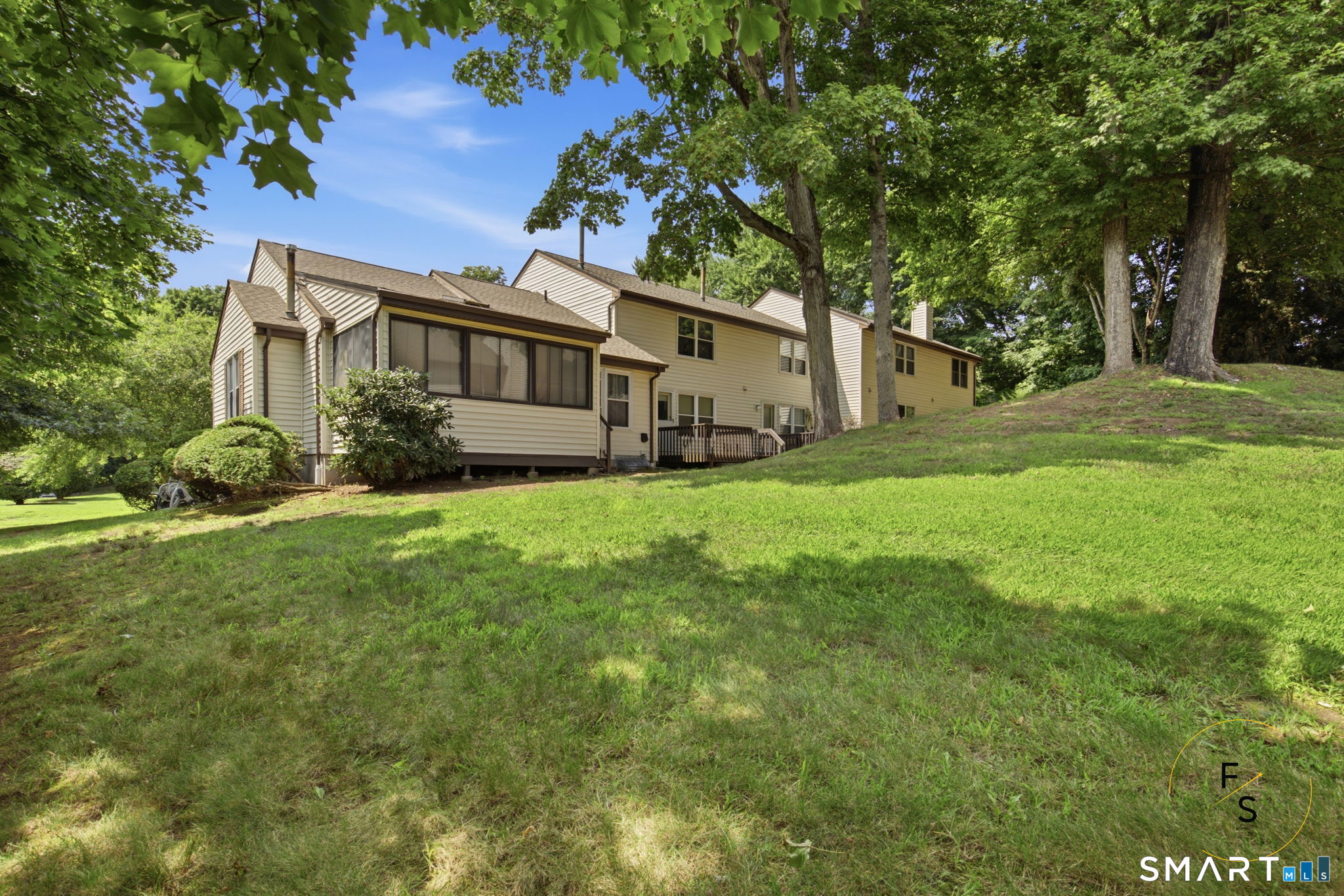 2 Oak Forest Drive Unit: 5
