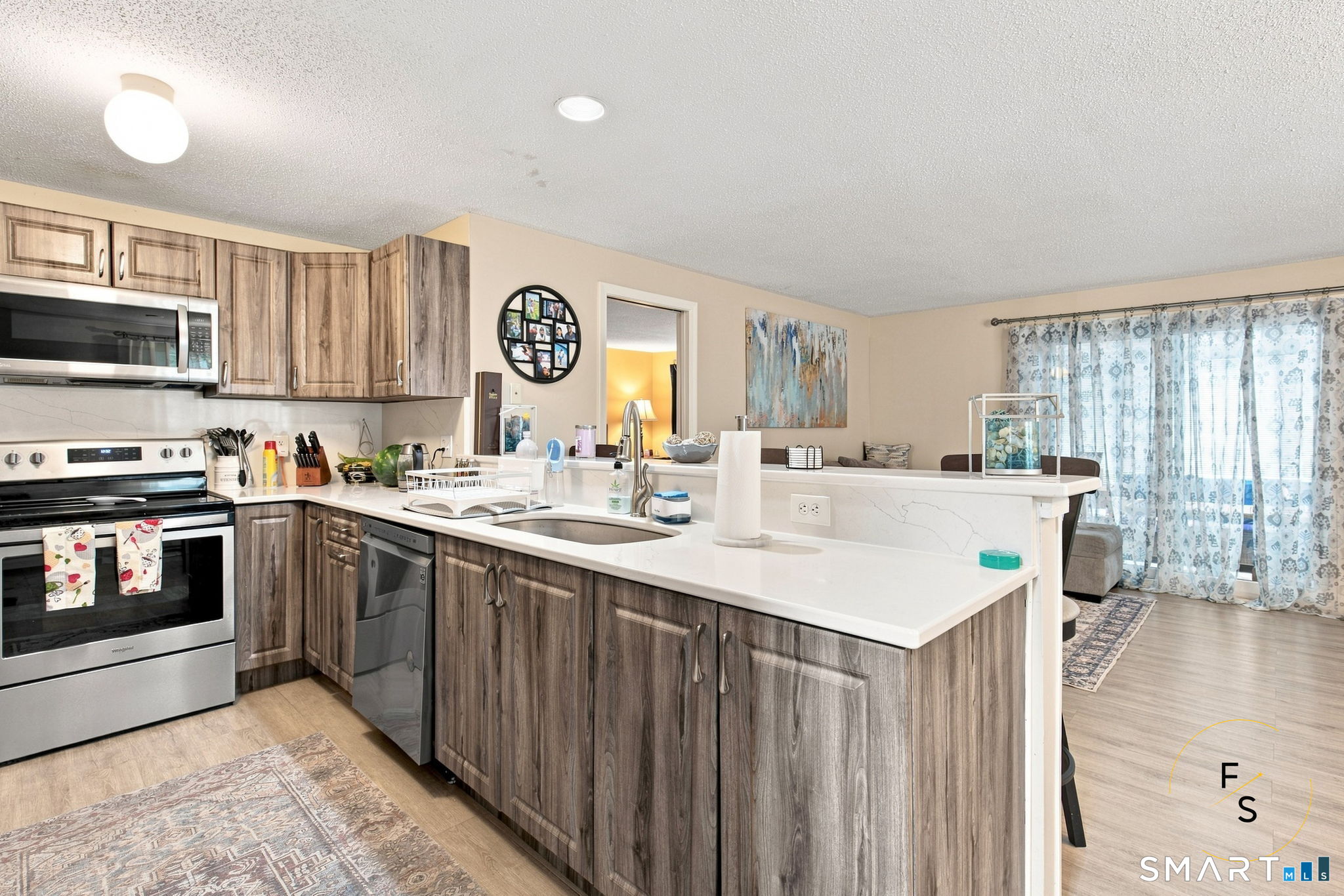 2 Oak Forest Drive Unit: 5