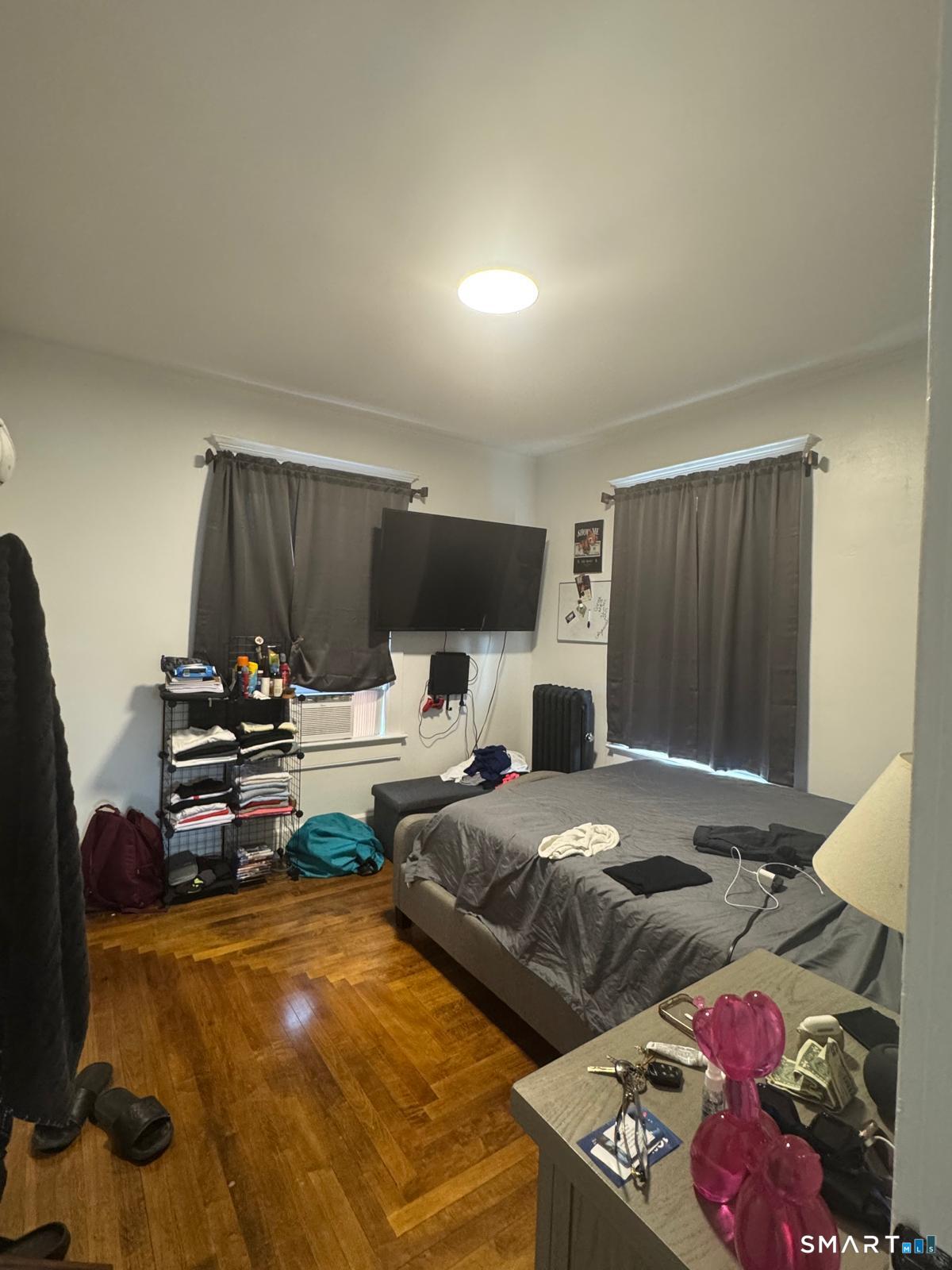 75 Willetts Avenue