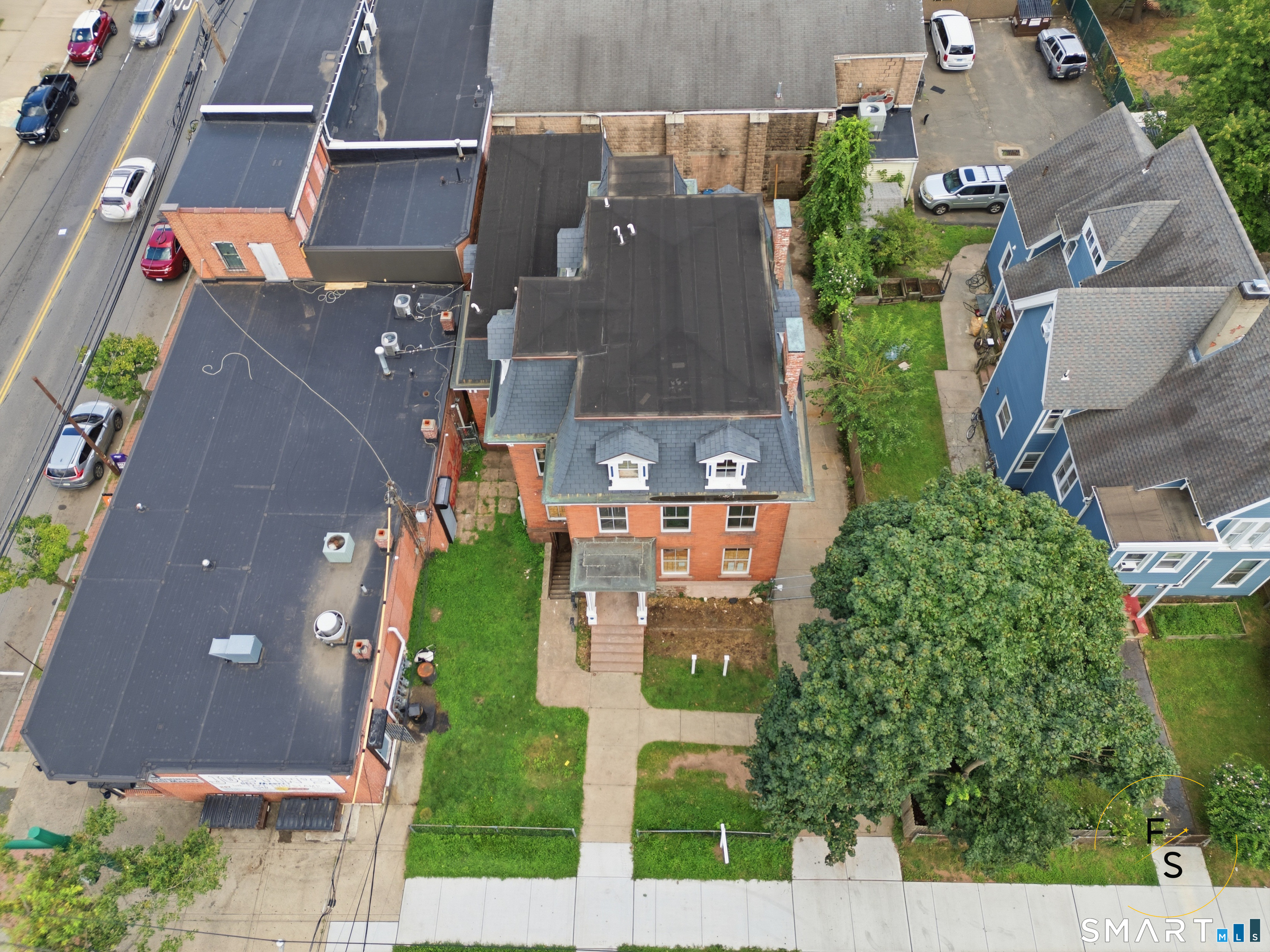 233 Blatchley Avenue