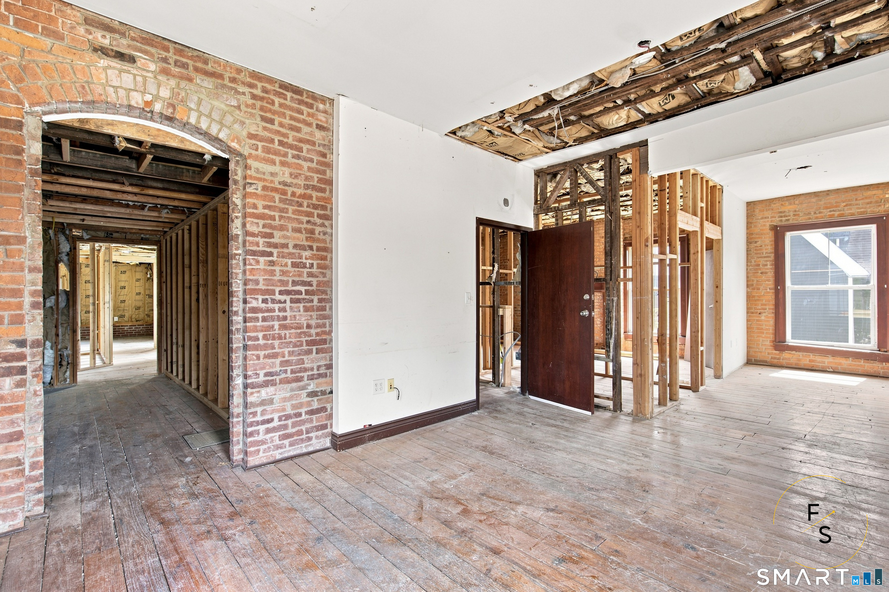 233 Blatchley Avenue