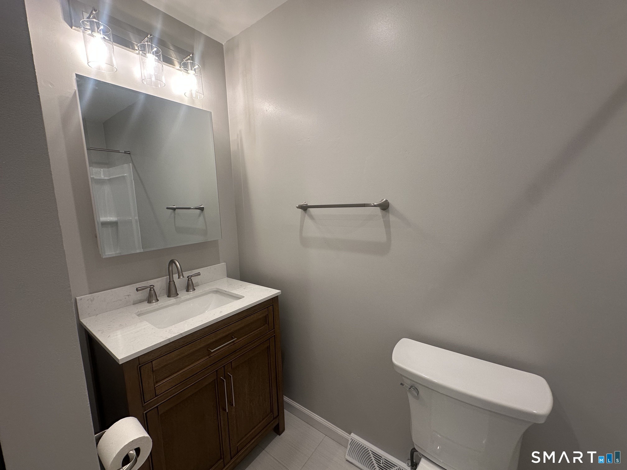 1690 Dixwell Avenue Unit: B6