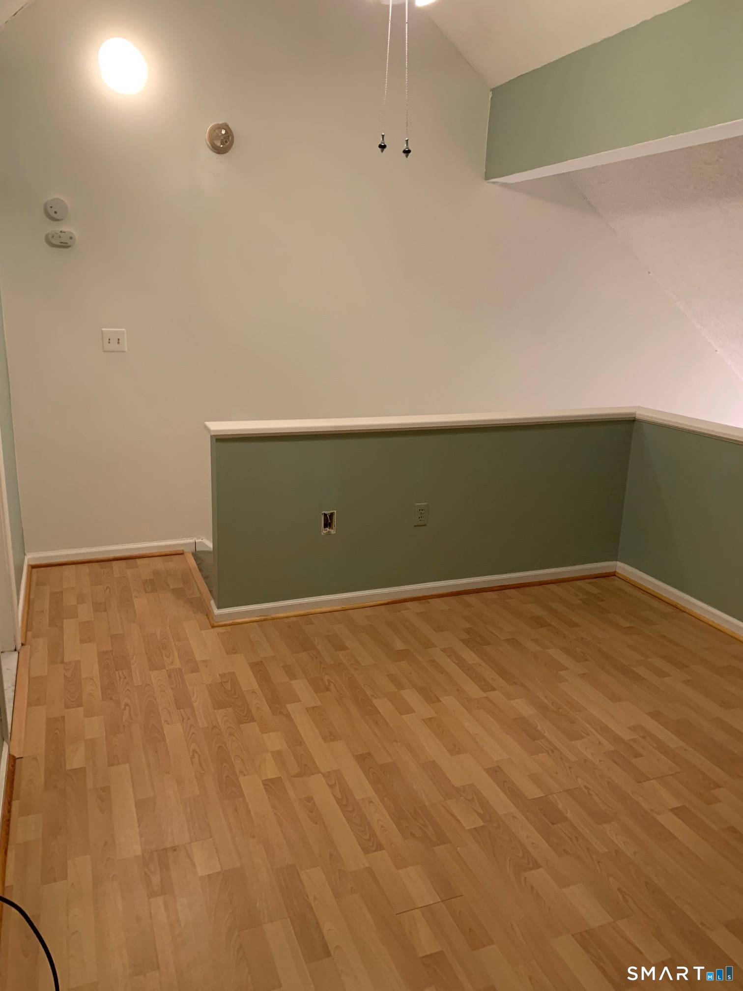 1690 Dixwell Avenue Unit: B6
