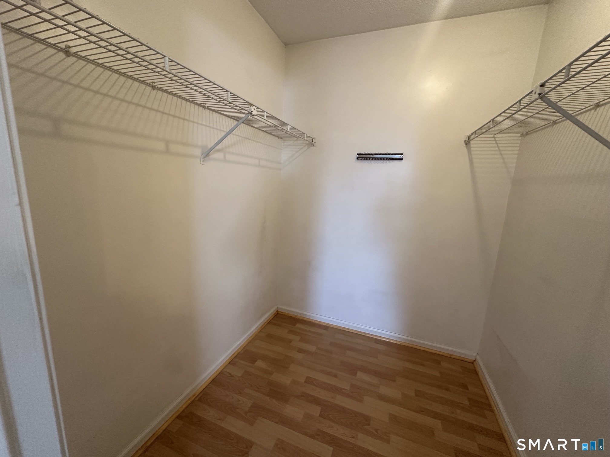 1690 Dixwell Avenue Unit: B6