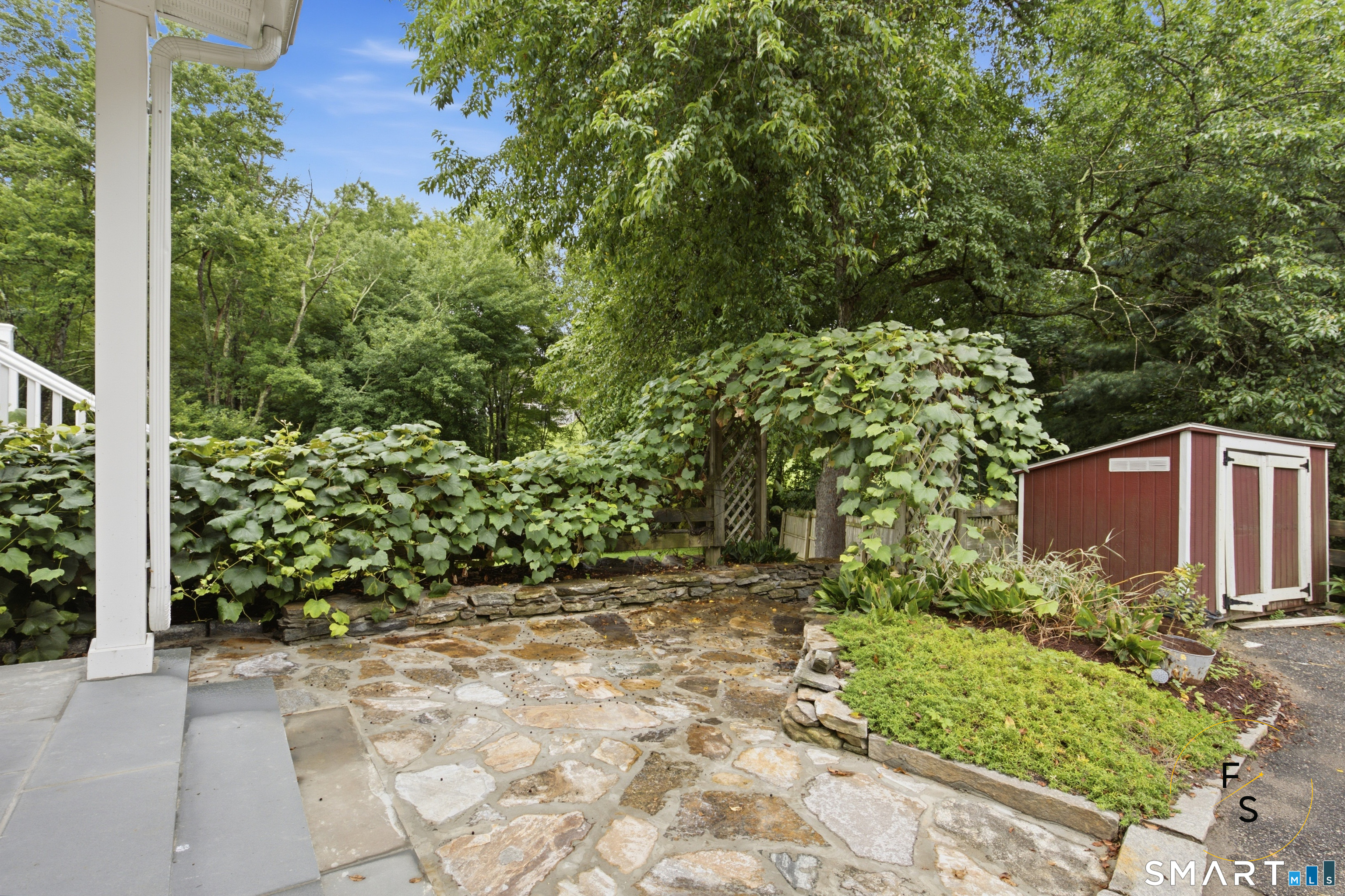 157 South River Road
