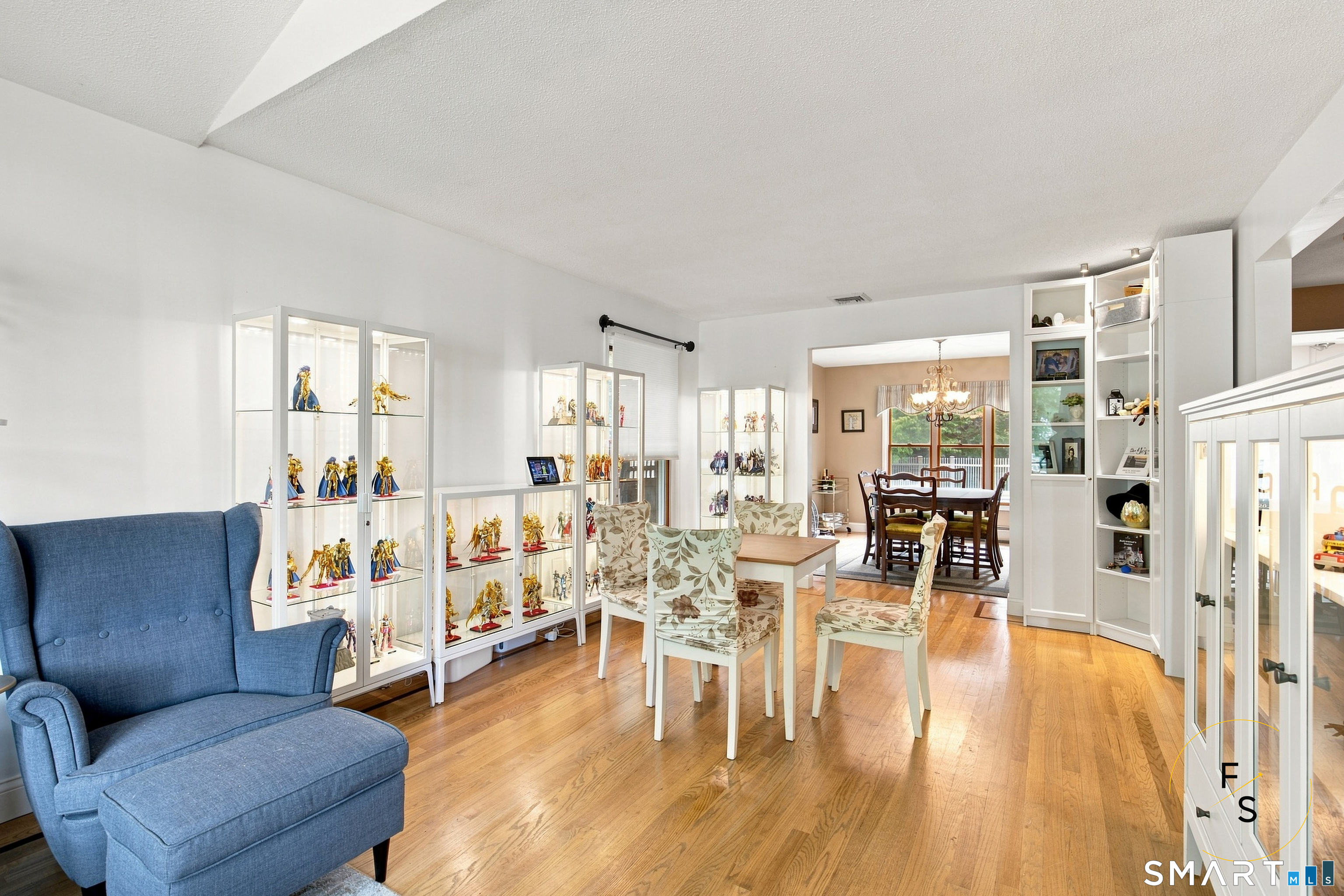 42 Posa Drive
