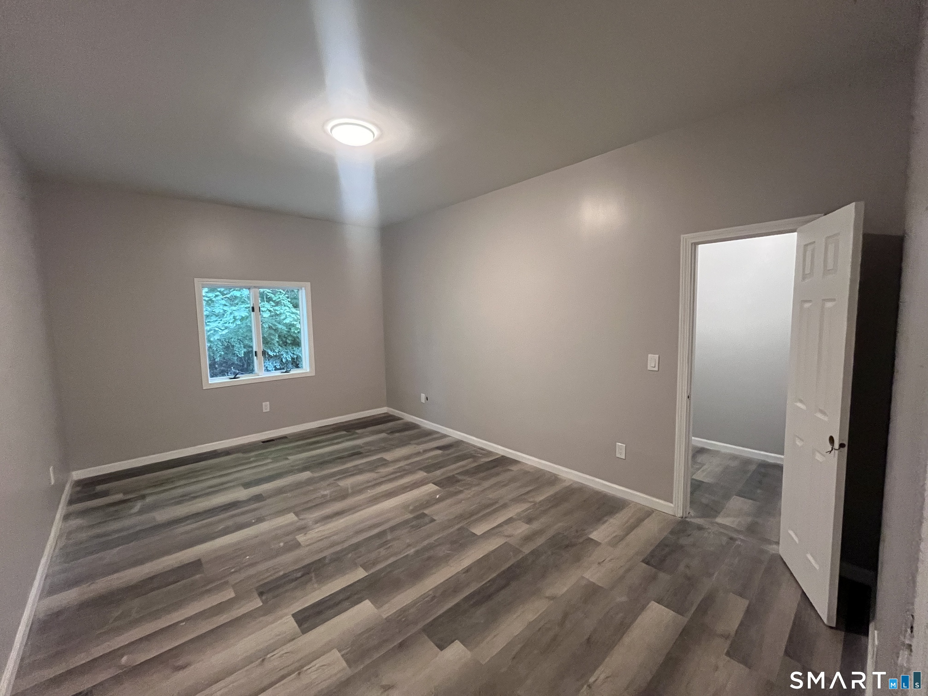 409 Oak Avenue Unit: 3