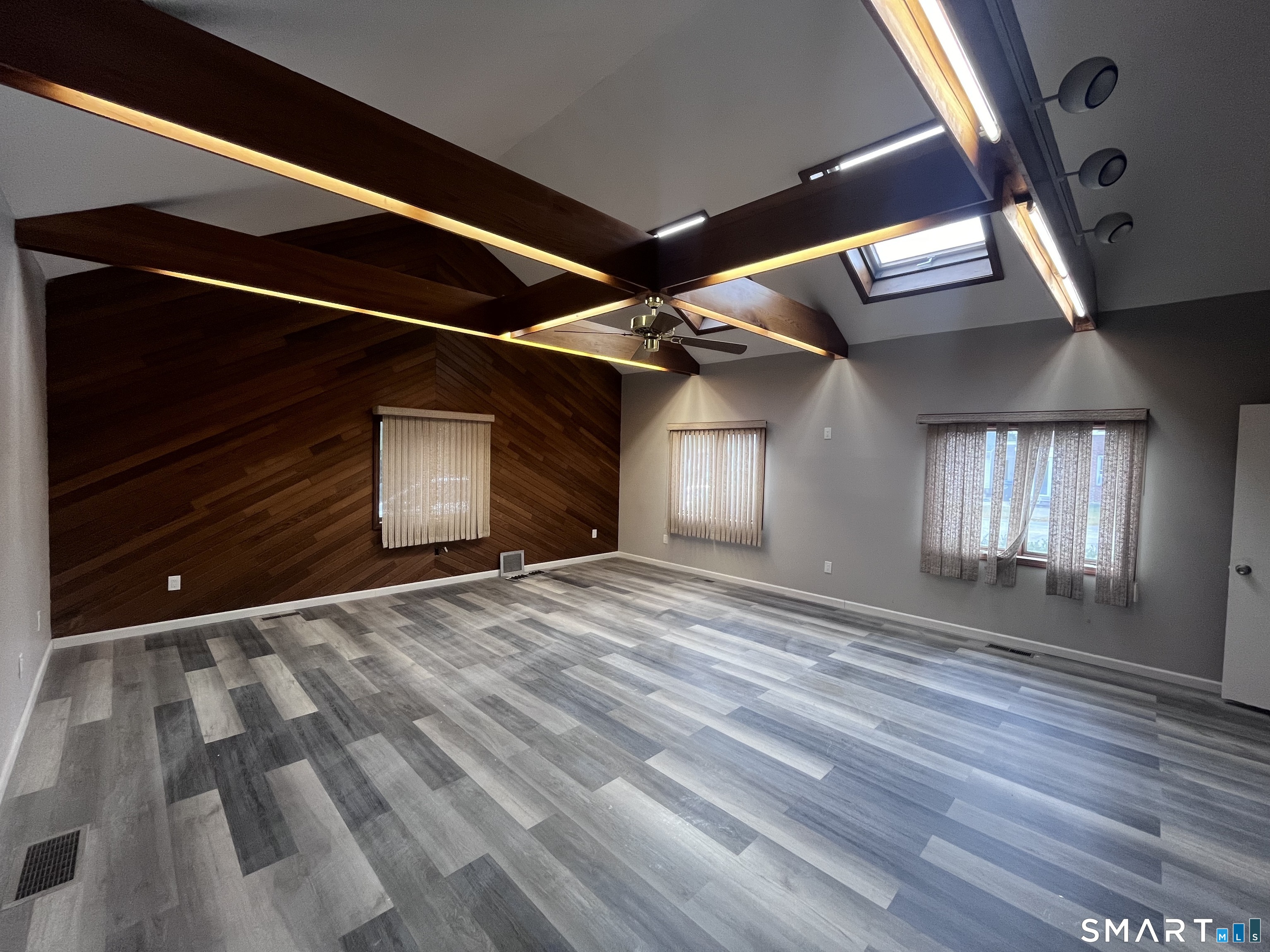 409 Oak Avenue Unit: 3
