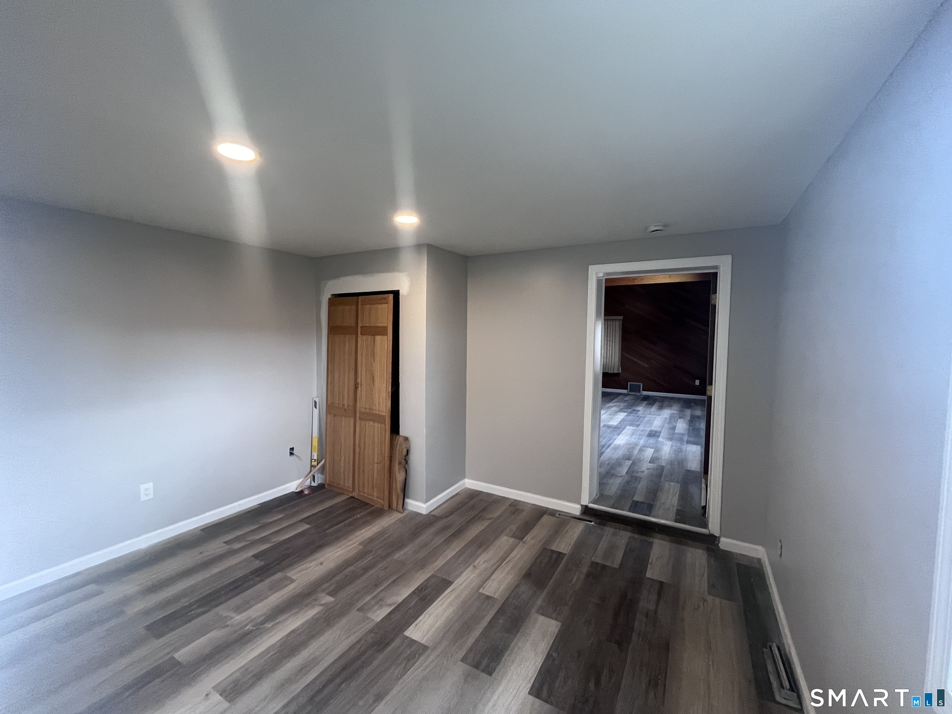 409 Oak Avenue Unit: 3