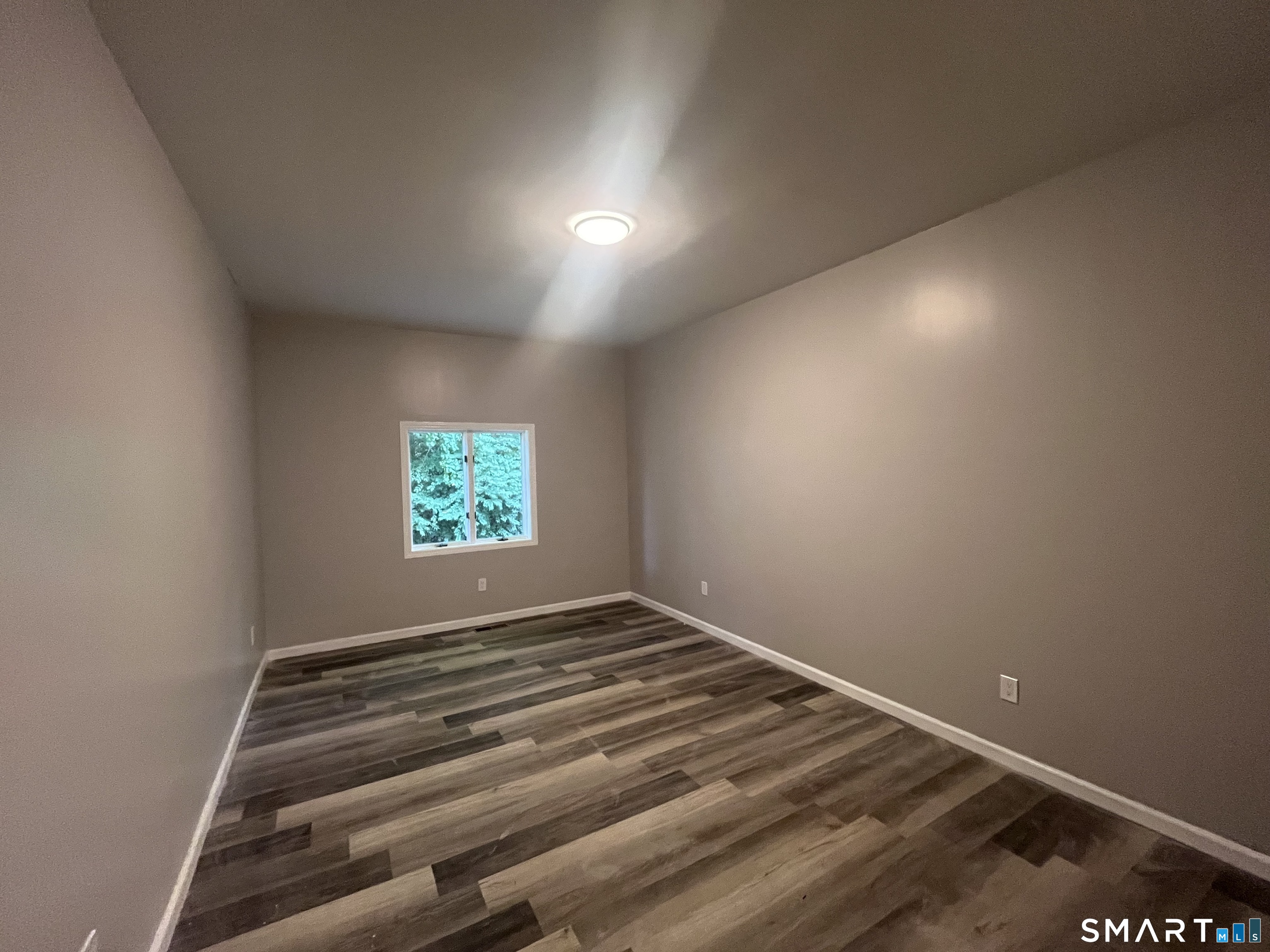 409 Oak Avenue Unit: 3