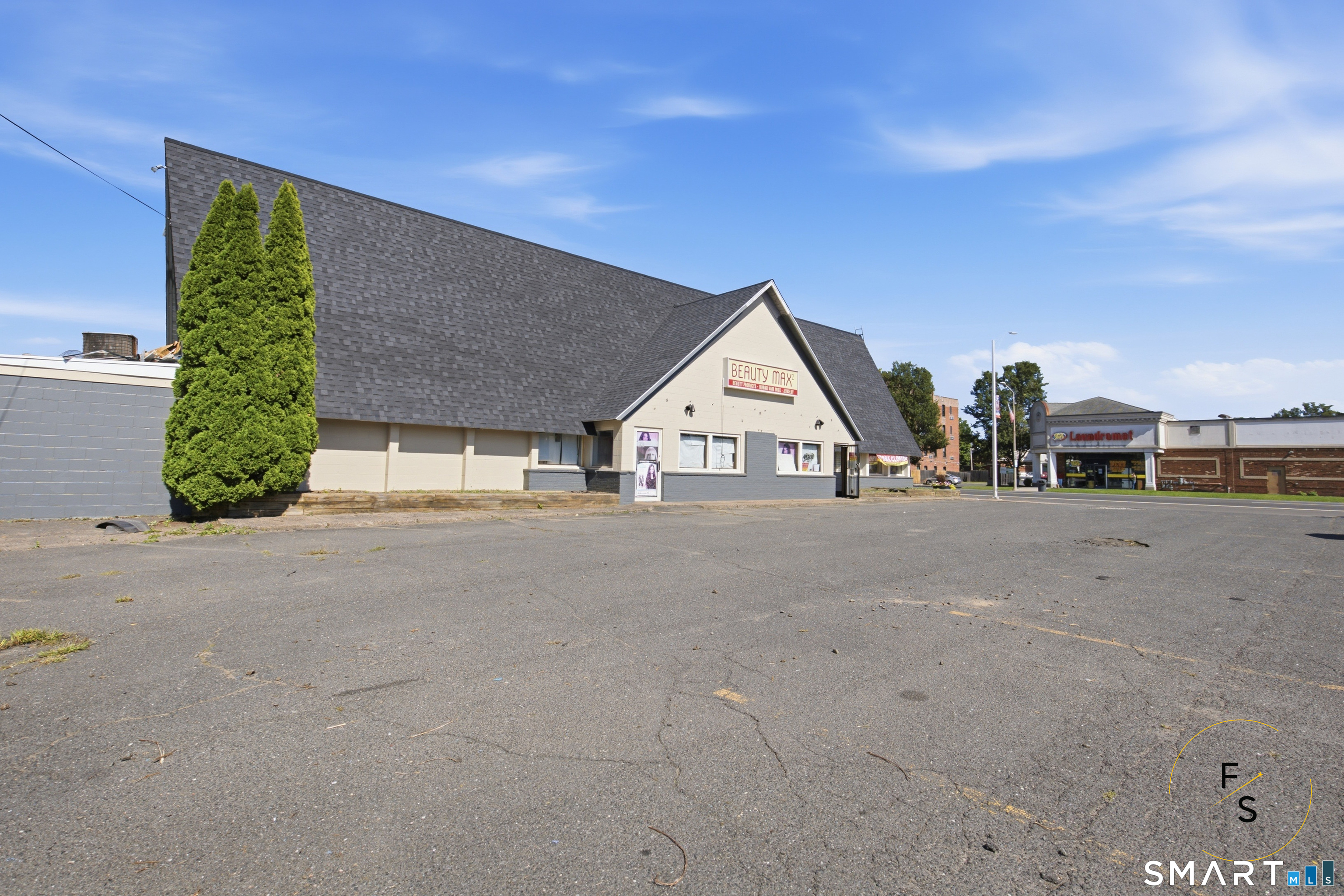 1231 Main Street
